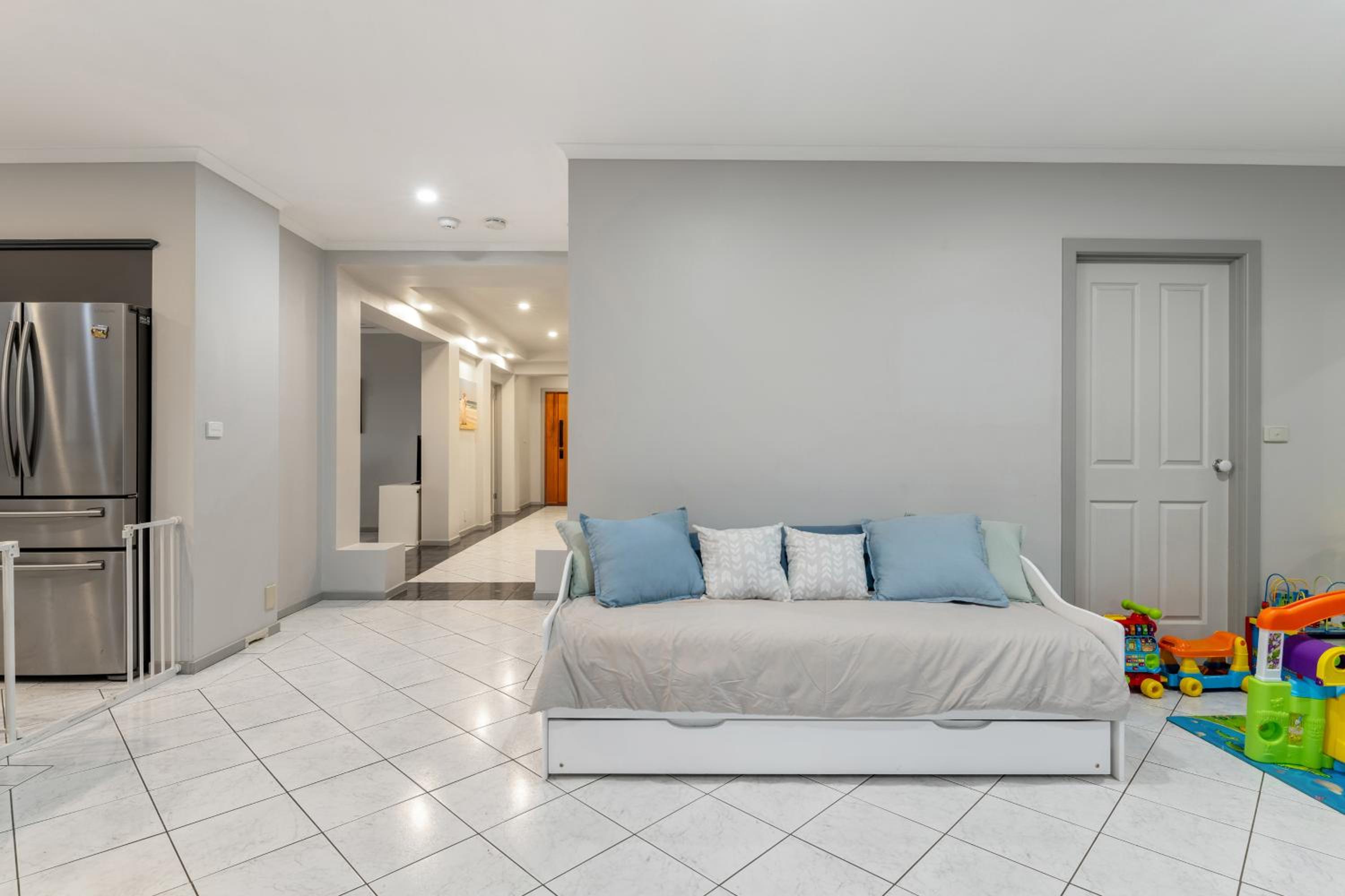 Kings Hill Retreat - Family Oasis with Heated Pool