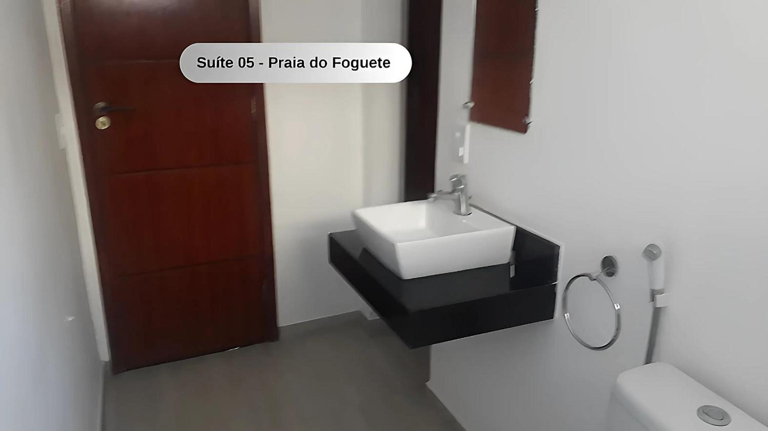 Praia do Foguete - Suítes - Aluguel Econômico