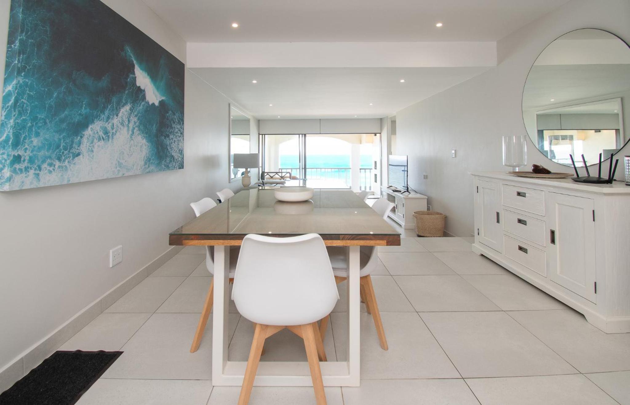 1001 Bermudas - Seaviews & beach access - Modern 3BR Umhlanga view 5