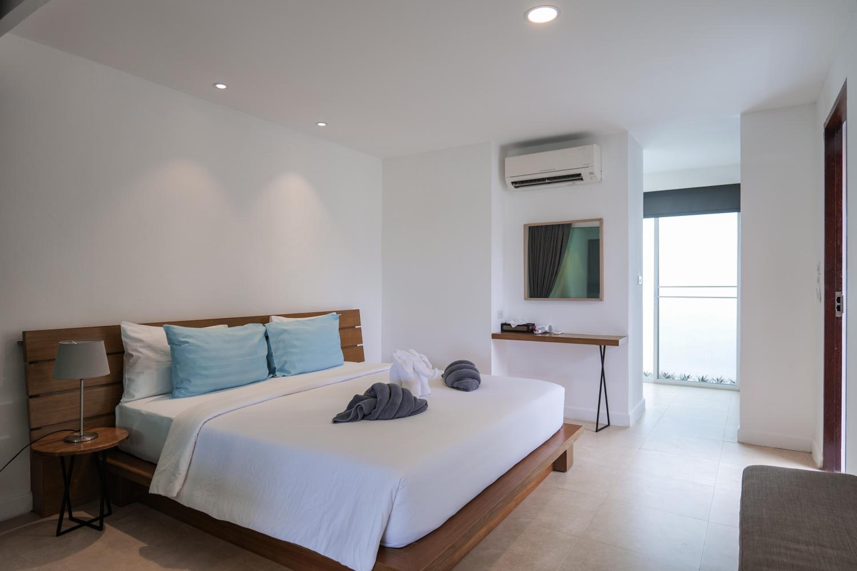SEAnery Beach Resort