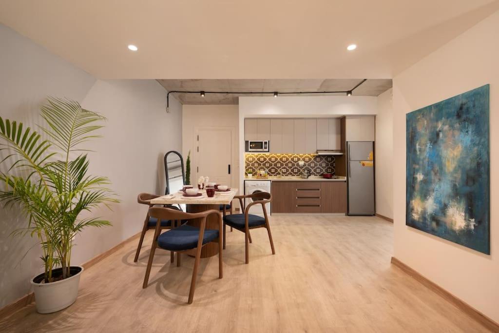 Charming Sunny Studio