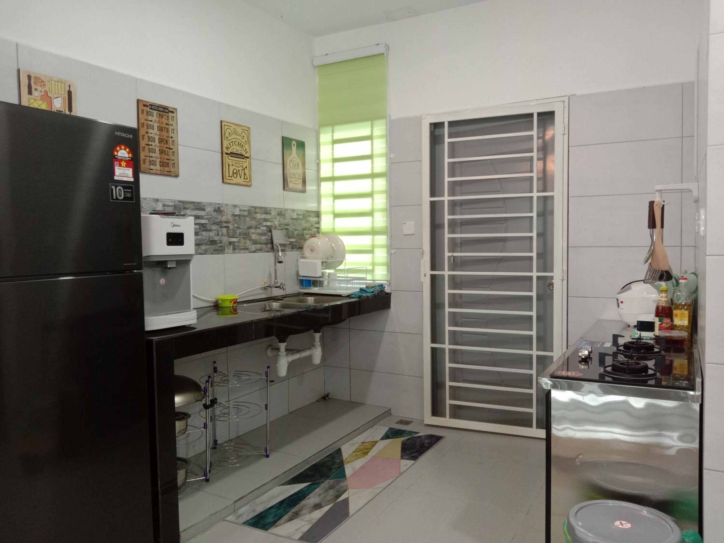 DQ Guest House With Private Pool Kota Seribong Near Wakaf Che Yeh - M u s l i m F r i e n d l y photo 6