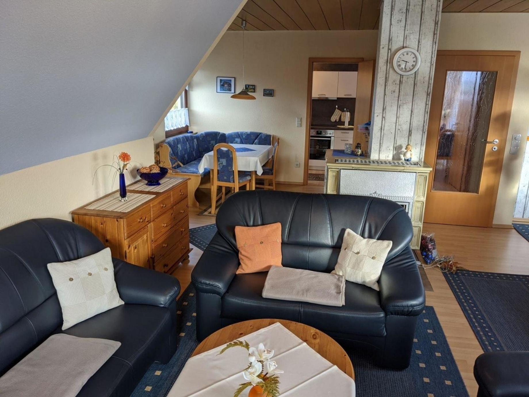 Ferienwohnung Deichnähe In Wilhlelmshaven Voslapp