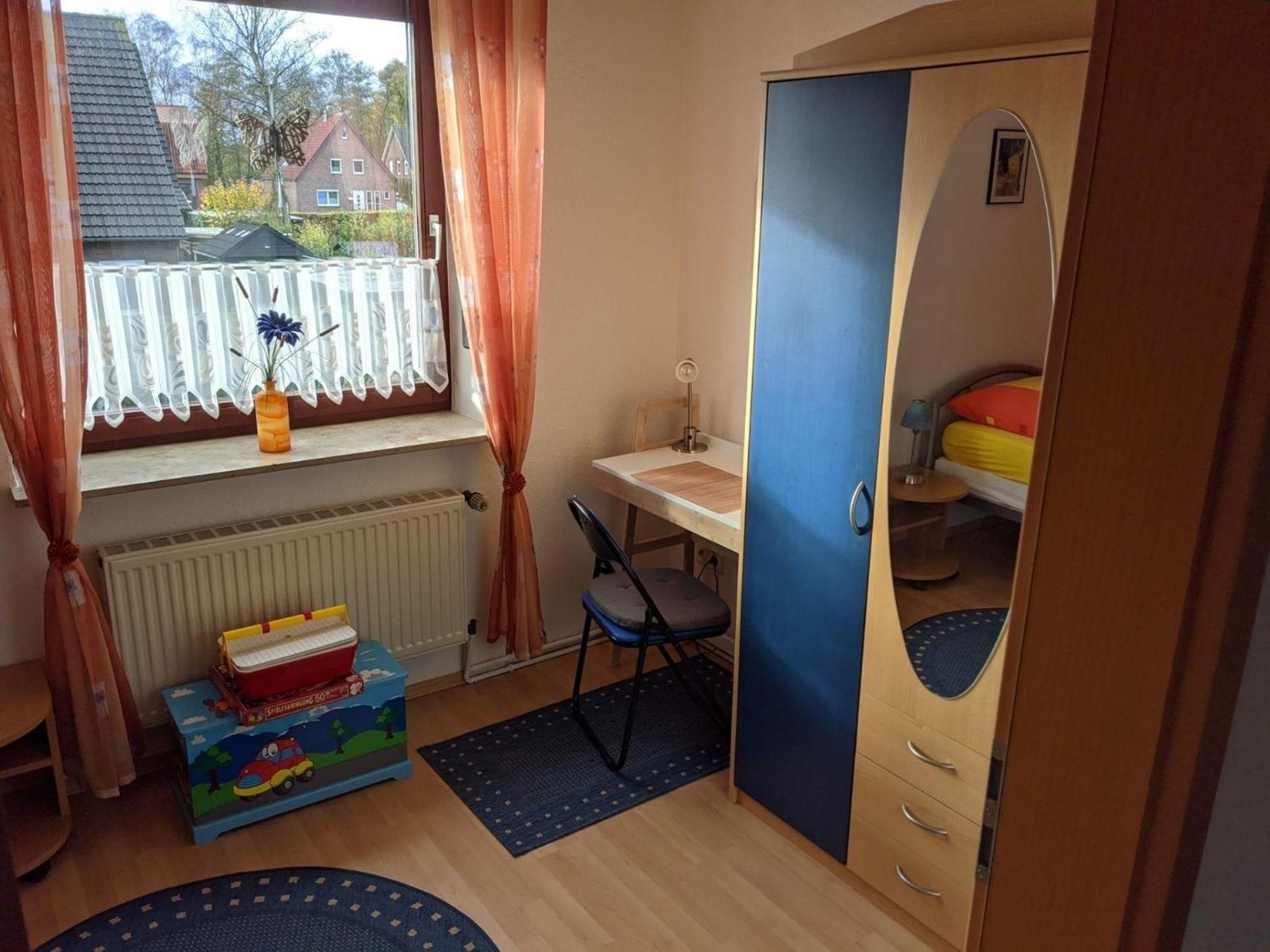 Ferienwohnung Deichnähe In Wilhlelmshaven Voslapp