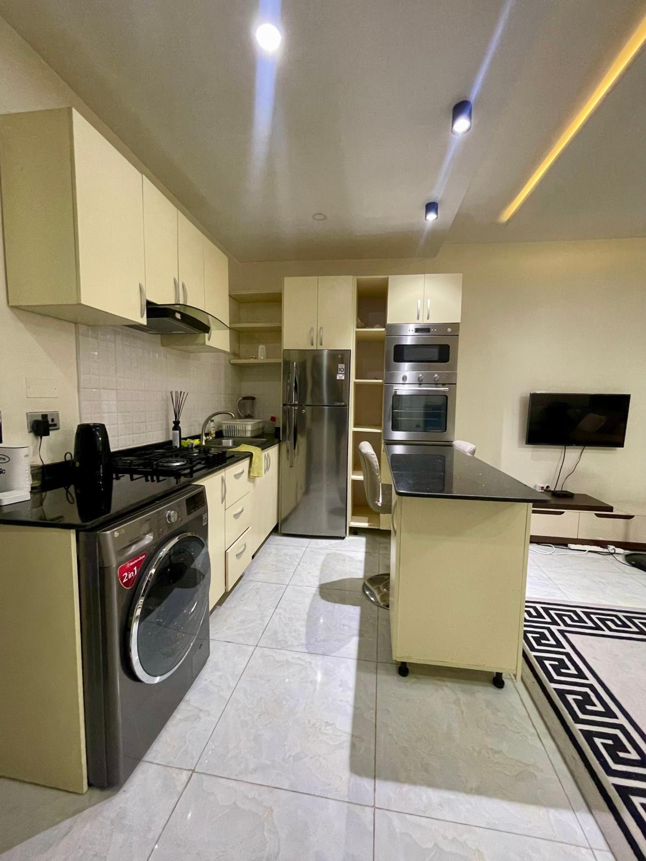 One Bed Apartment Banana Island JaeeLuxuryhomes view 5