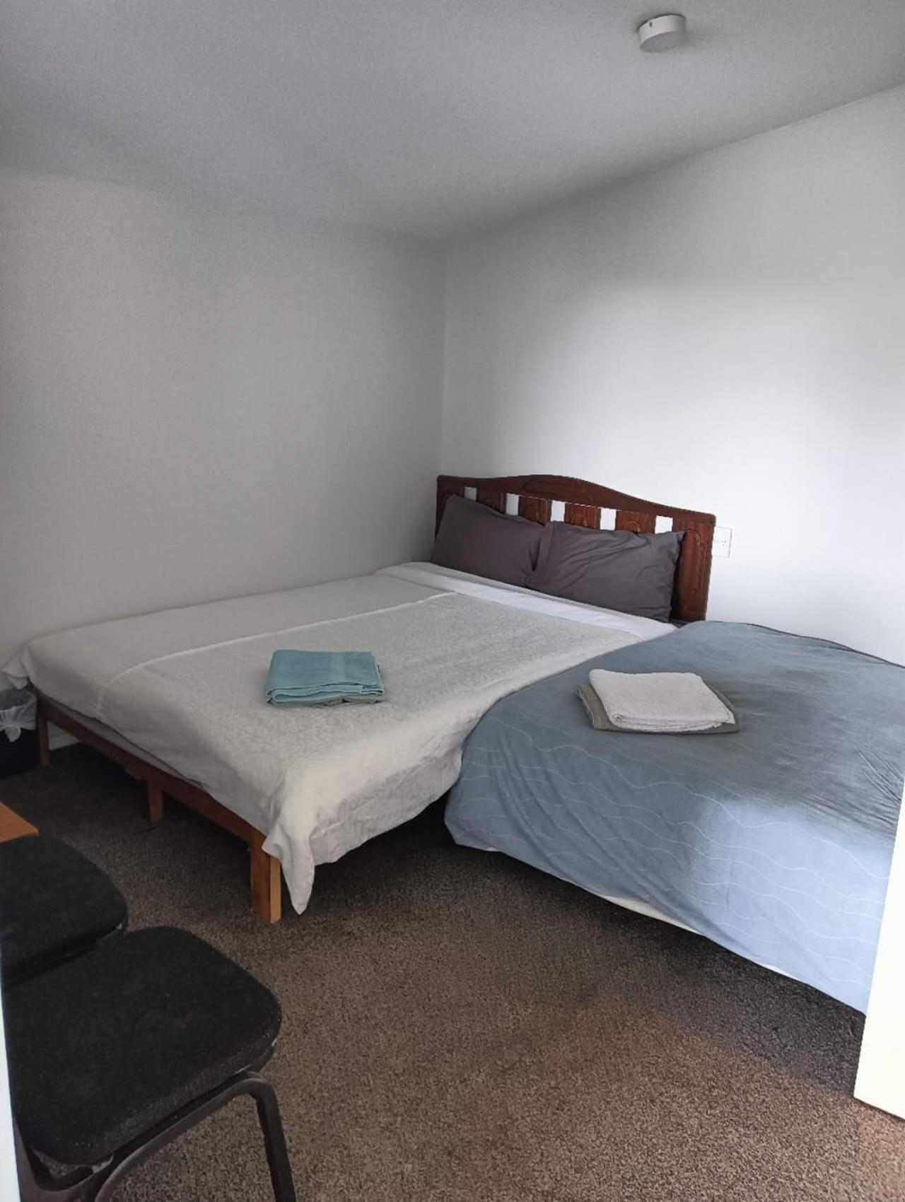 2 Double Beds Studio, 95 Aquirus Drive, Rotorua view 2