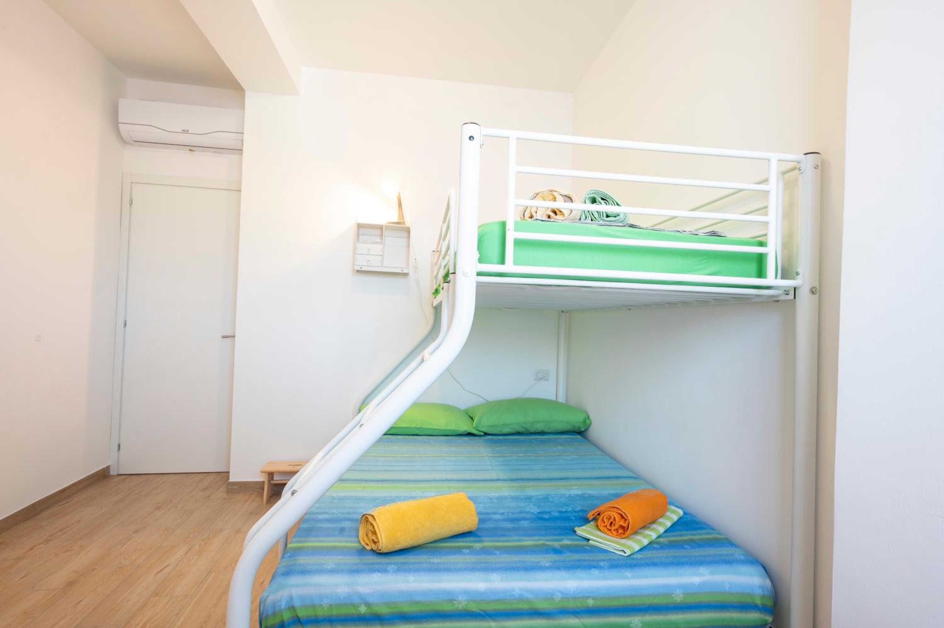 PIAZZA LAURINO Apartments