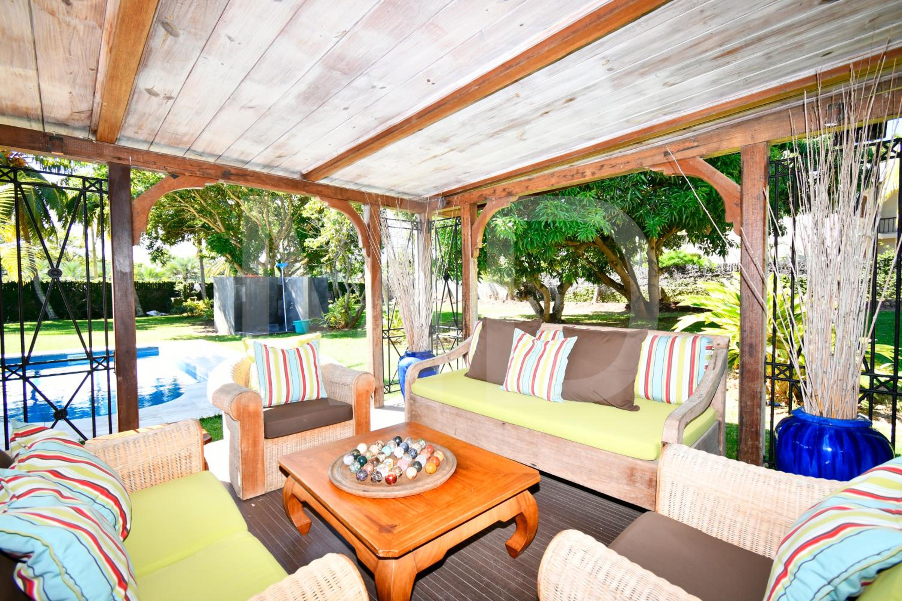 Hotel Villa Alira - Image 1