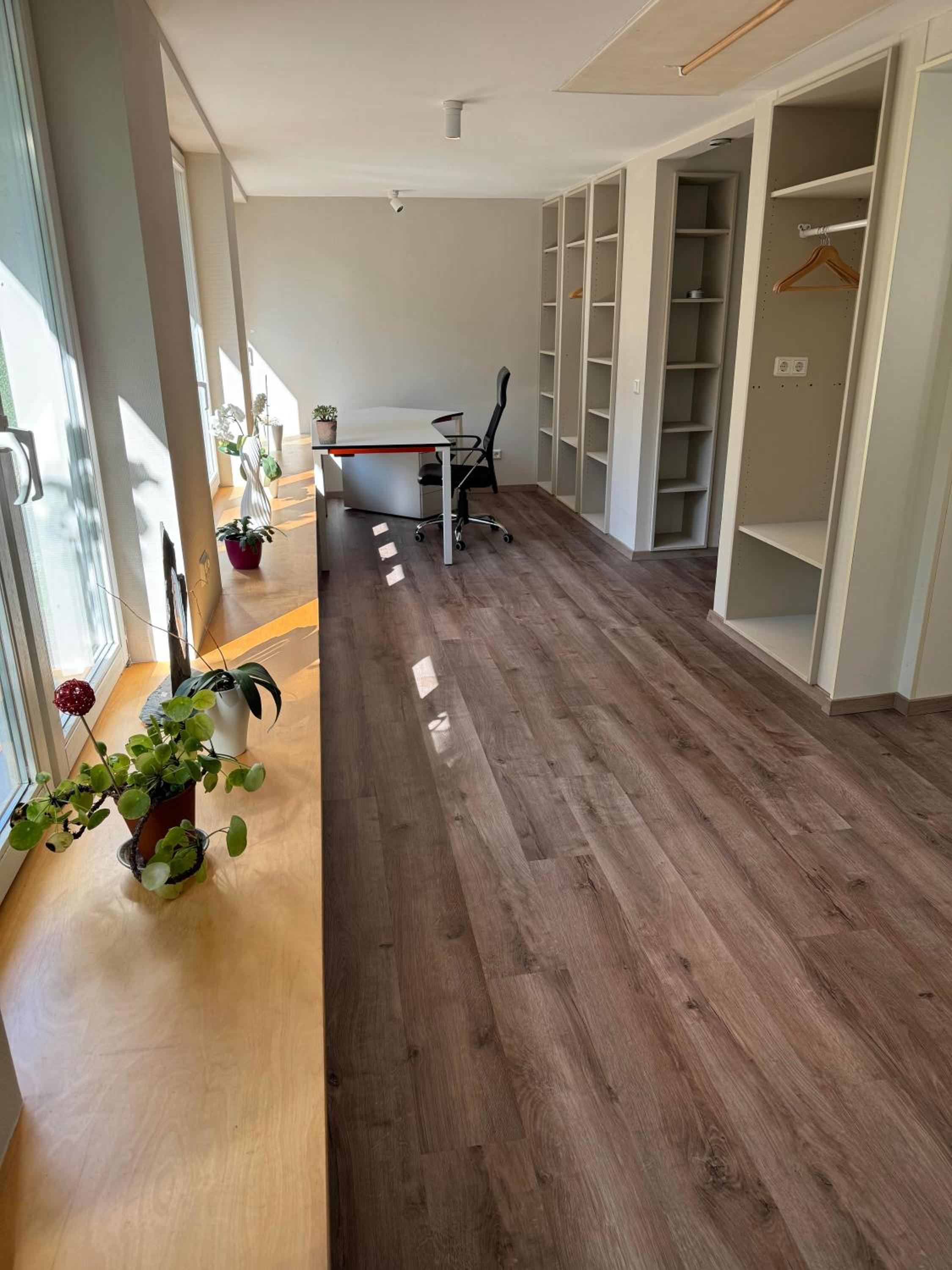 Klimaanlage, 5 Sterne Villa Bahnhoftraum, plus NEU zubuchbares Event, 333 qm, 1200qm Garten, virtueller Rundgang, Dachterrasse, Whirlpoolbadewanne