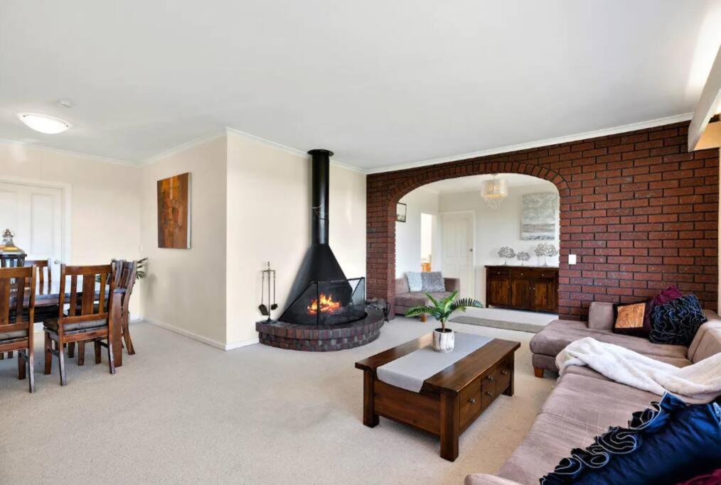 Tranquil Fun Entertainer - Mt Eliza - Scenic Views