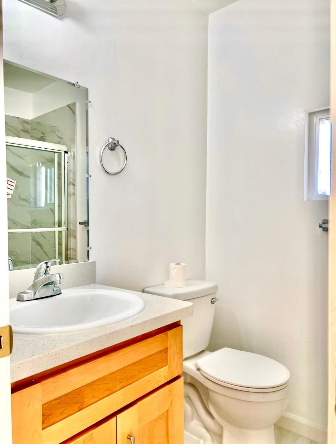 Union City New Homestay, Shared room - Property Image 9