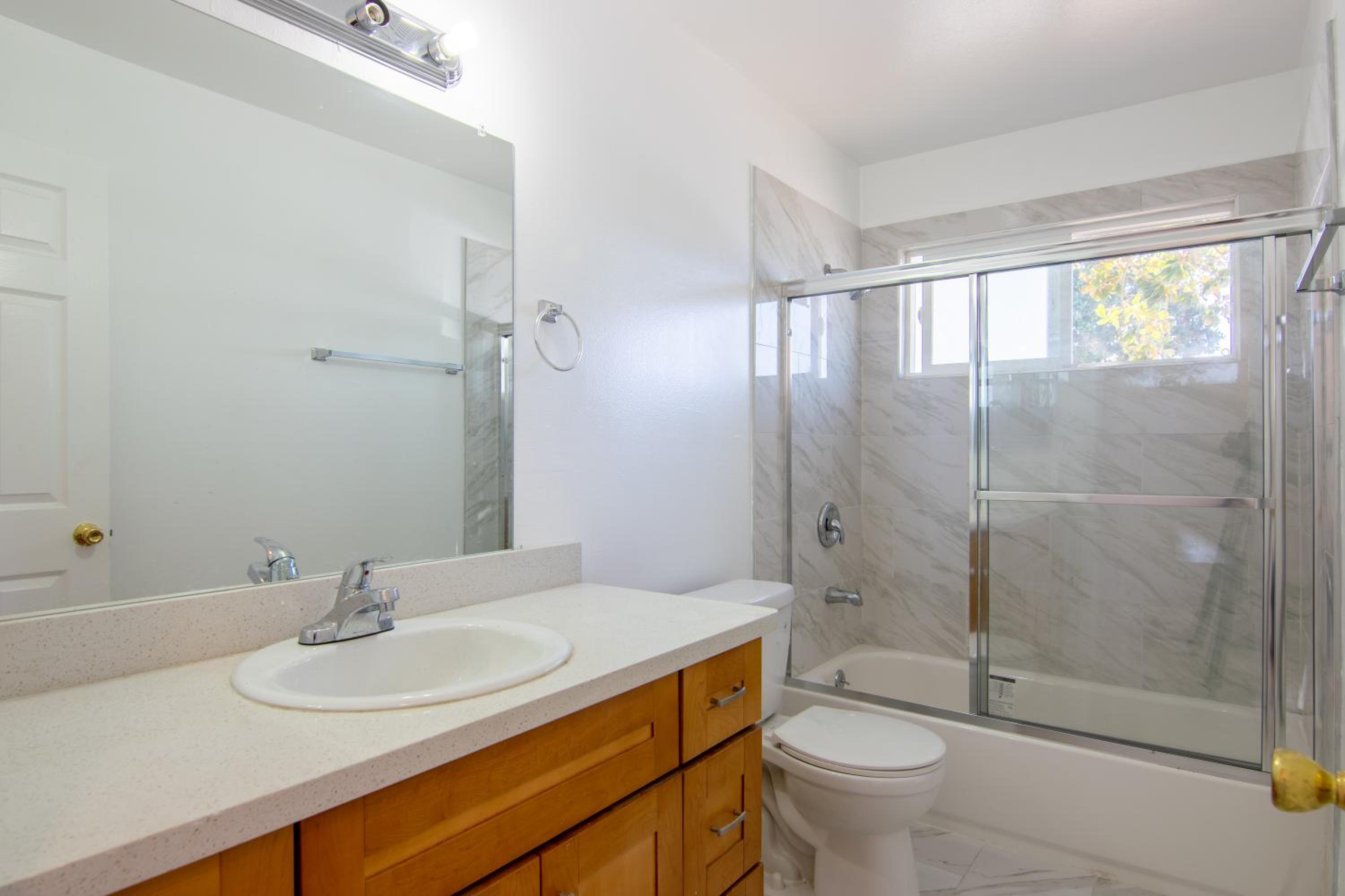 Union City New Homestay, Shared room - Property Image 6