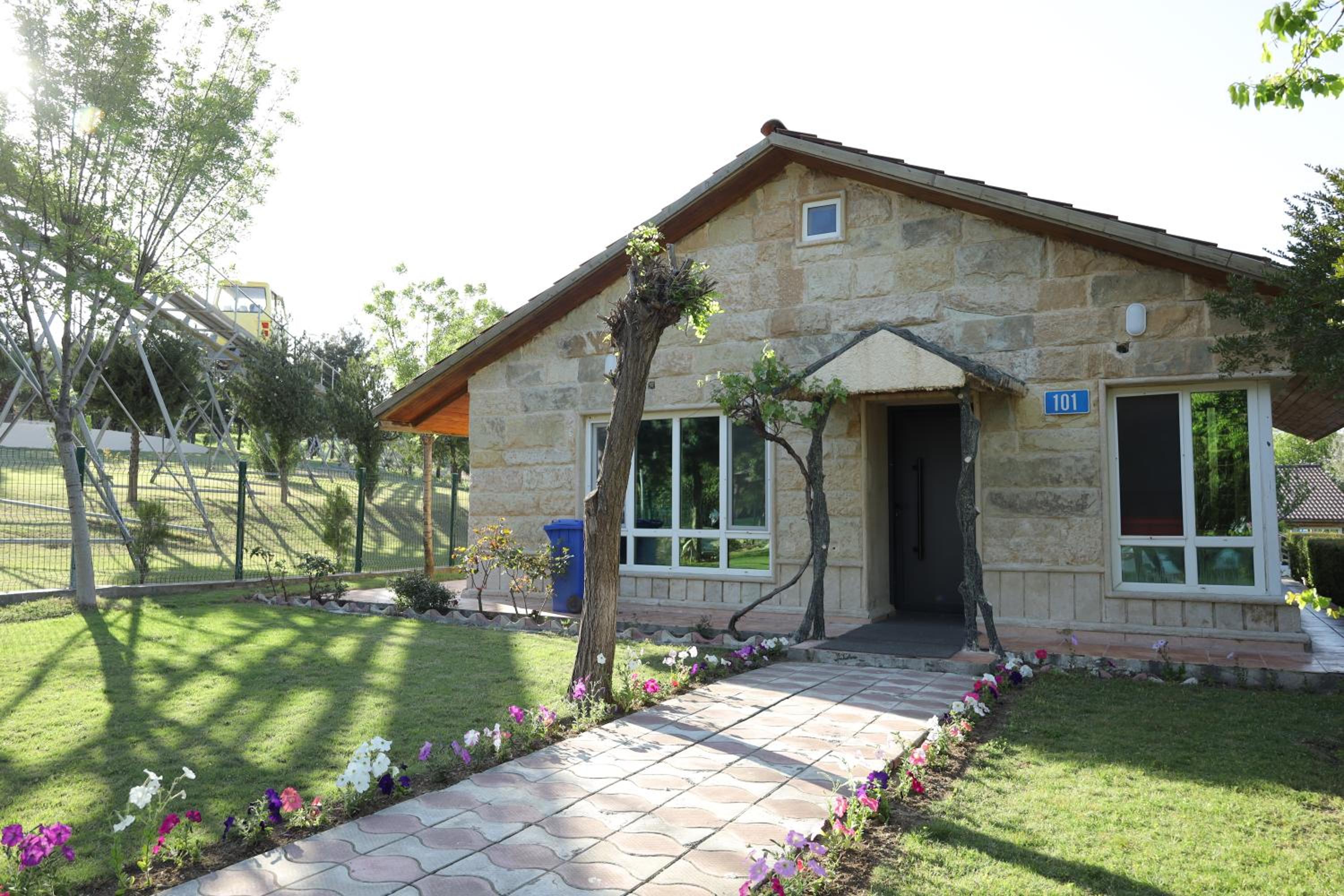 Shingelbana Resort