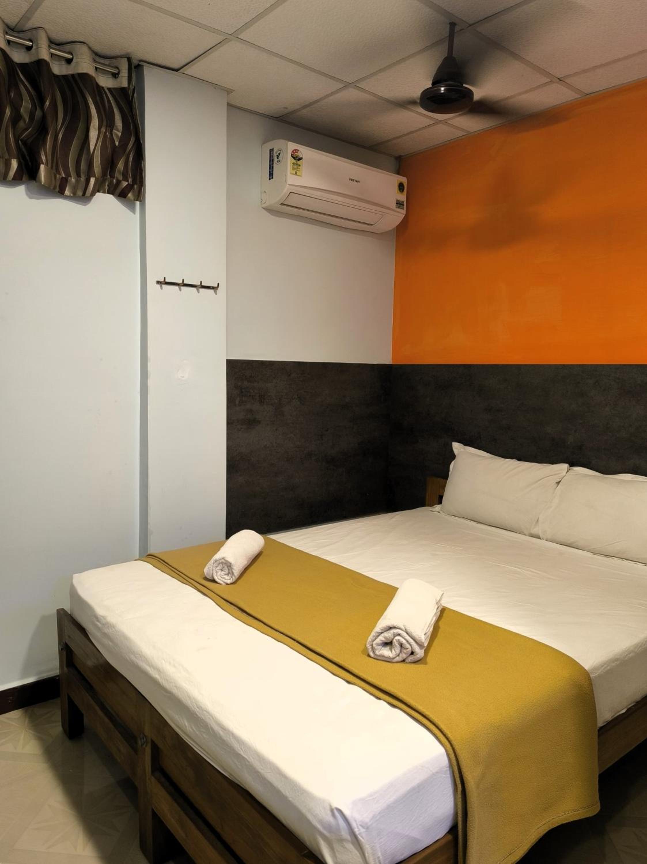 Hotel Dwaraka view 5