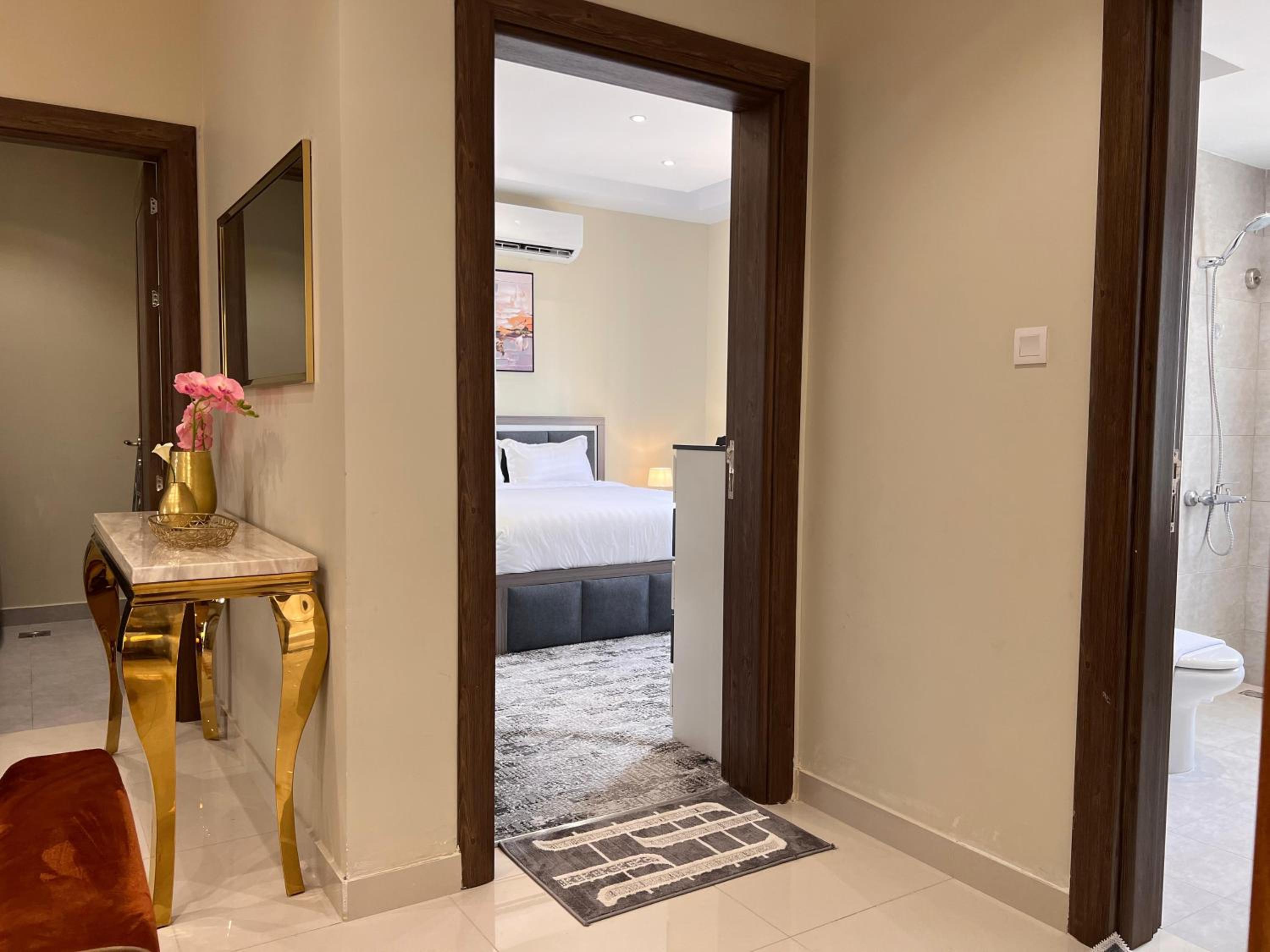 طيبة للشقق الفاخرةTaiba Luxury Apartments - 3 Bedrooms, 5 mins to Haram!