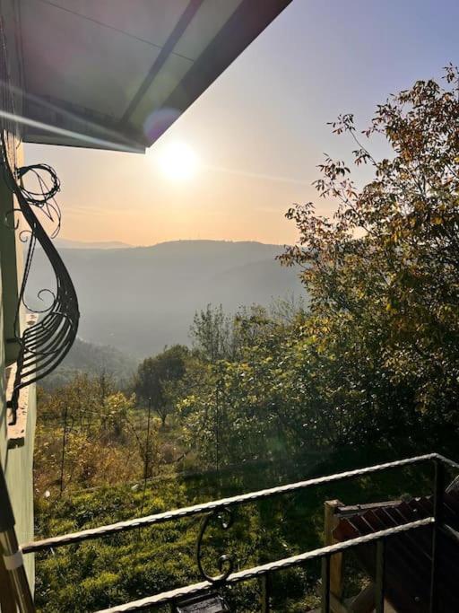 Müthiş Manzaralı kat 2 Ev view 3
