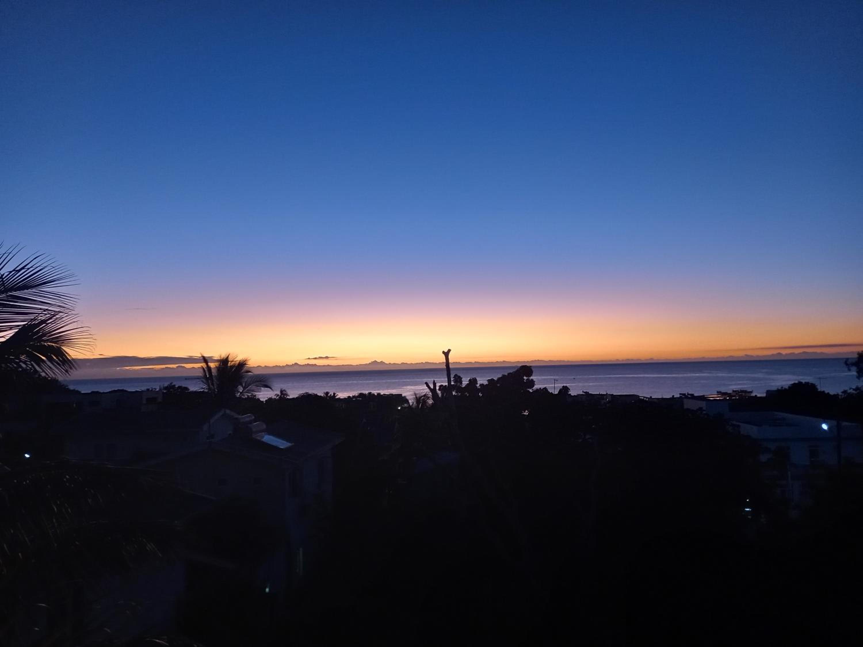 CAM Anna Sunset Avenue view 5