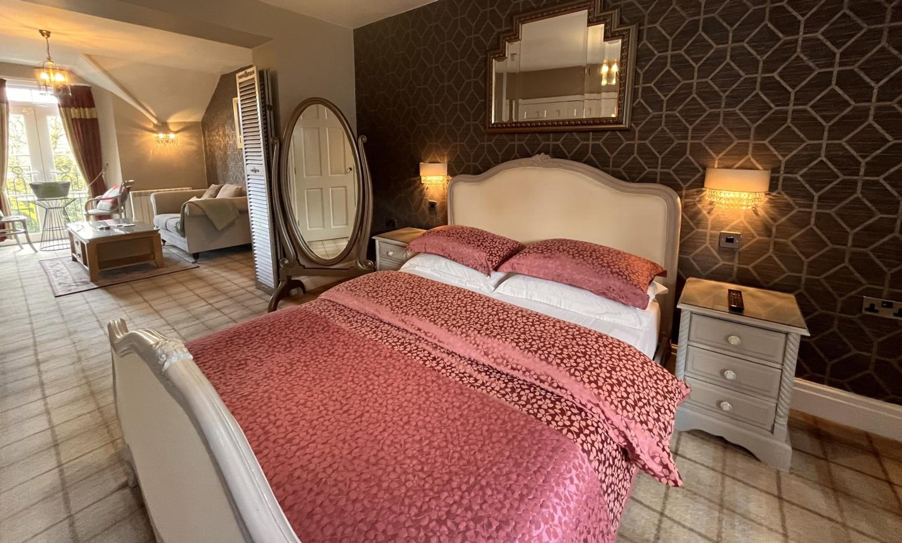 Bowness Bay Suites