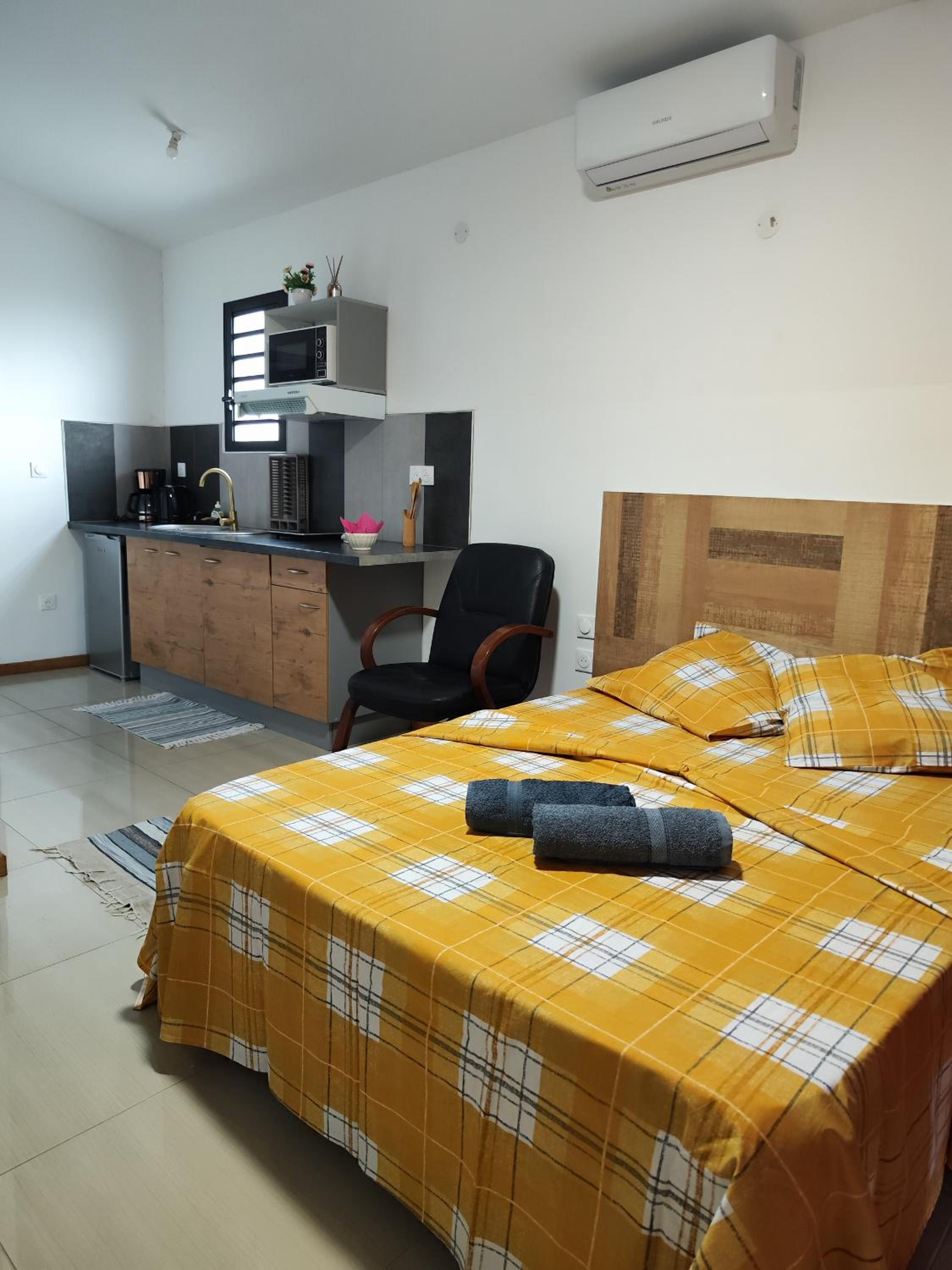 Inn Bethel Europe view 3