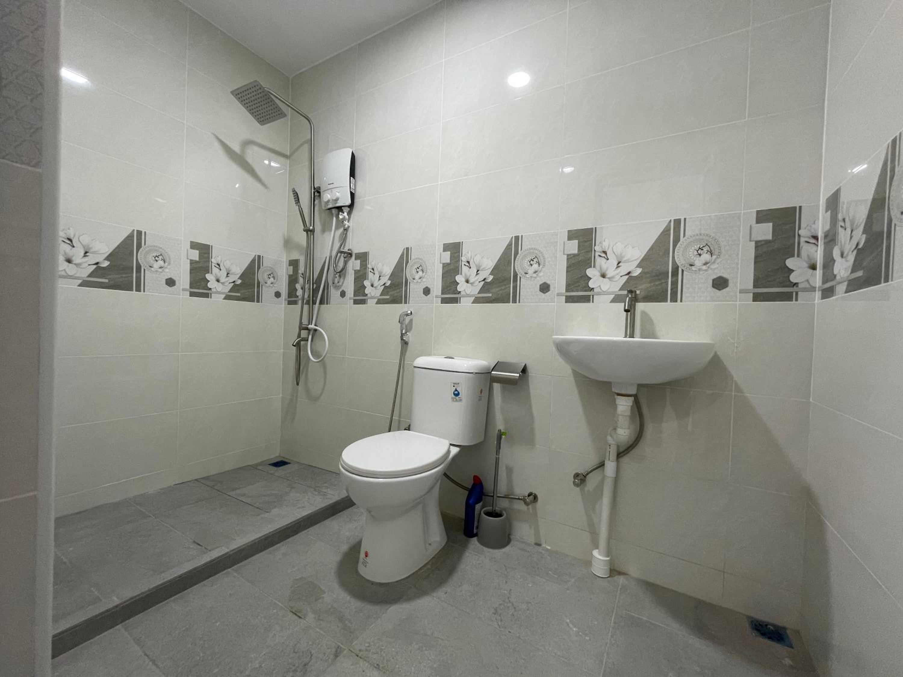 Penang Studio Homestay at Kelawai Rd, Georgetown by SK Vacation Homes photo 5