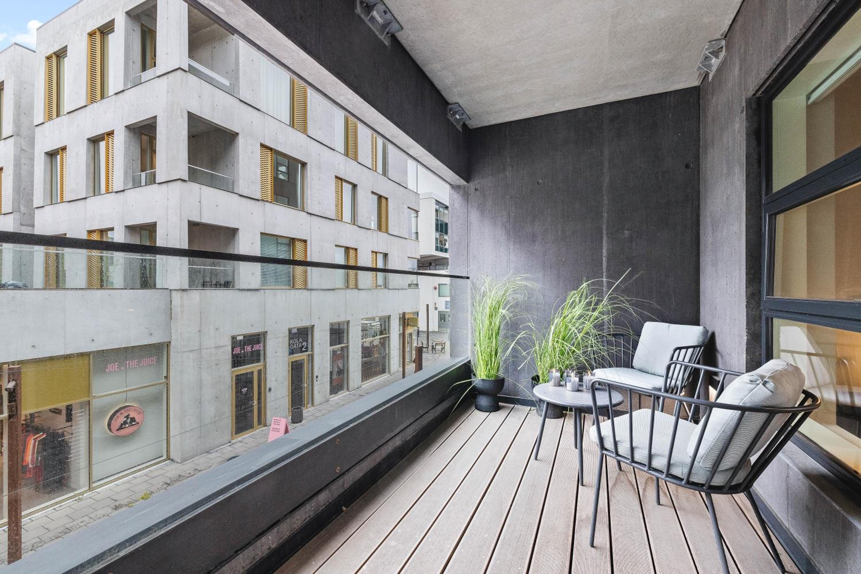 balance & terrace
