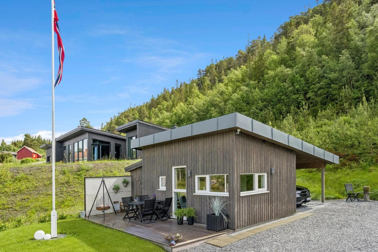 Luxuriøs sjøhytte med panoramautsikt view 2