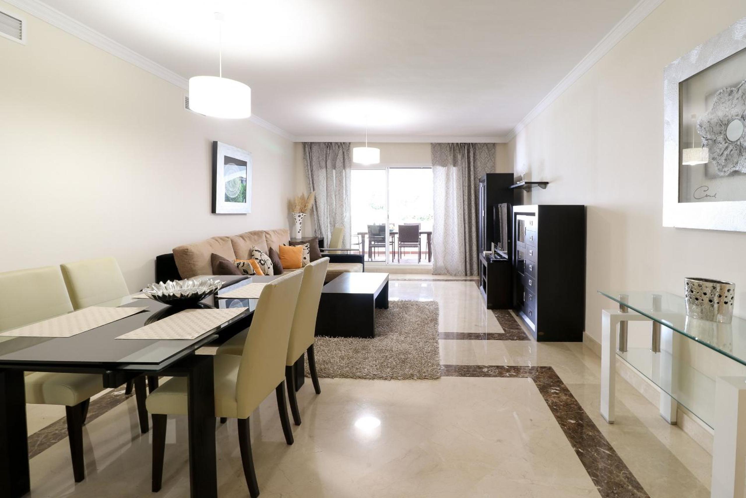 San Pedro de Alcantara beachside apartment