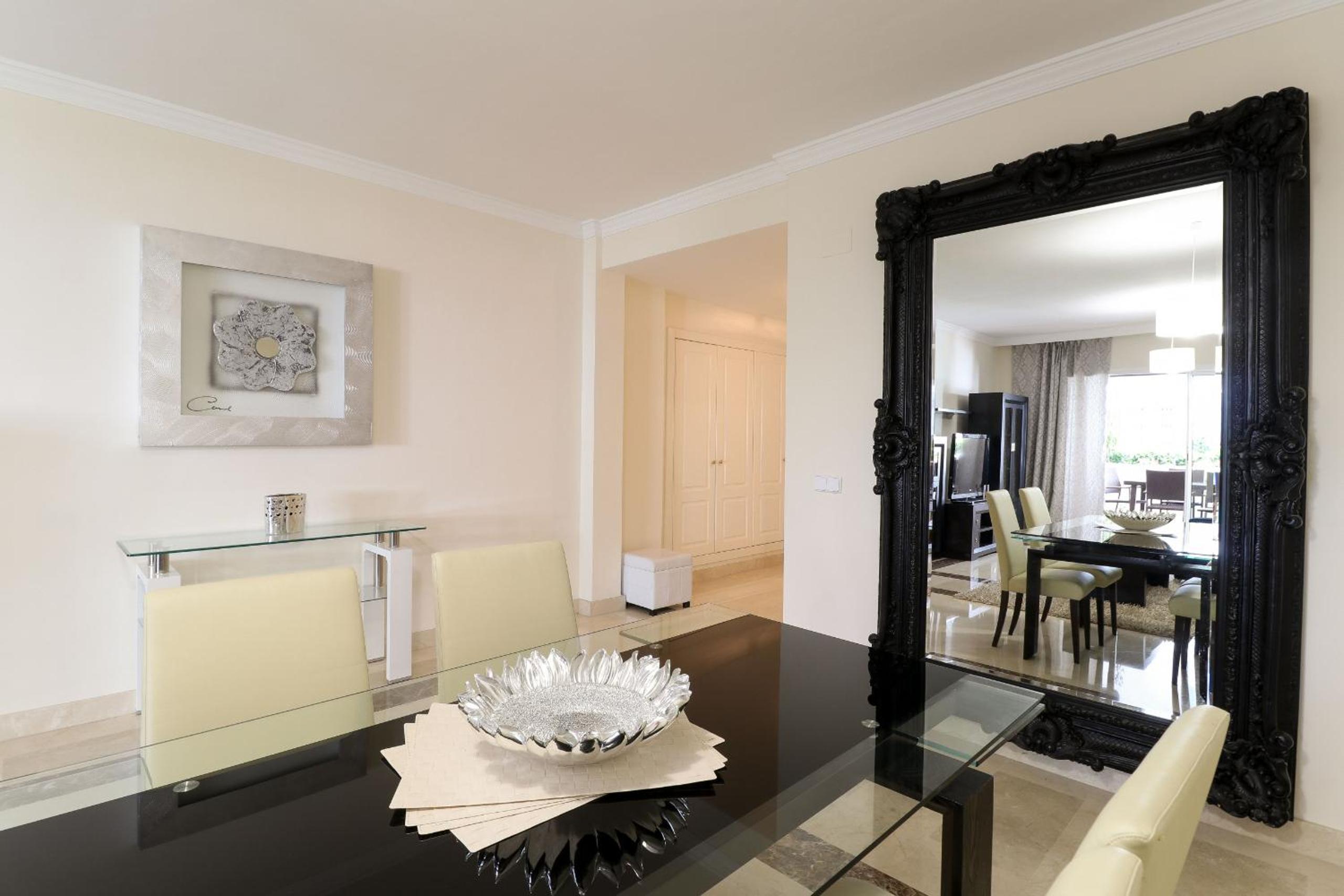 San Pedro de Alcantara beachside apartment