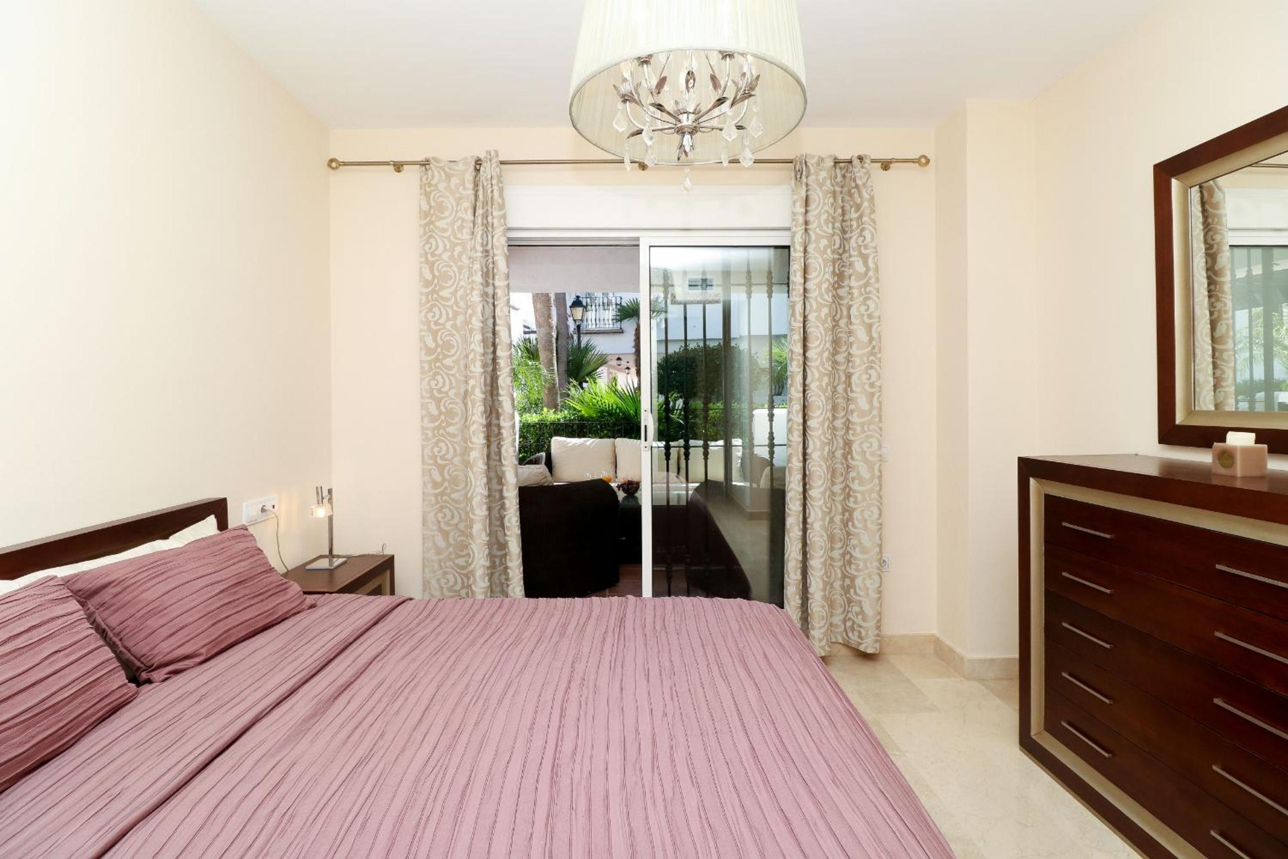 San Pedro de Alcantara beachside apartment
