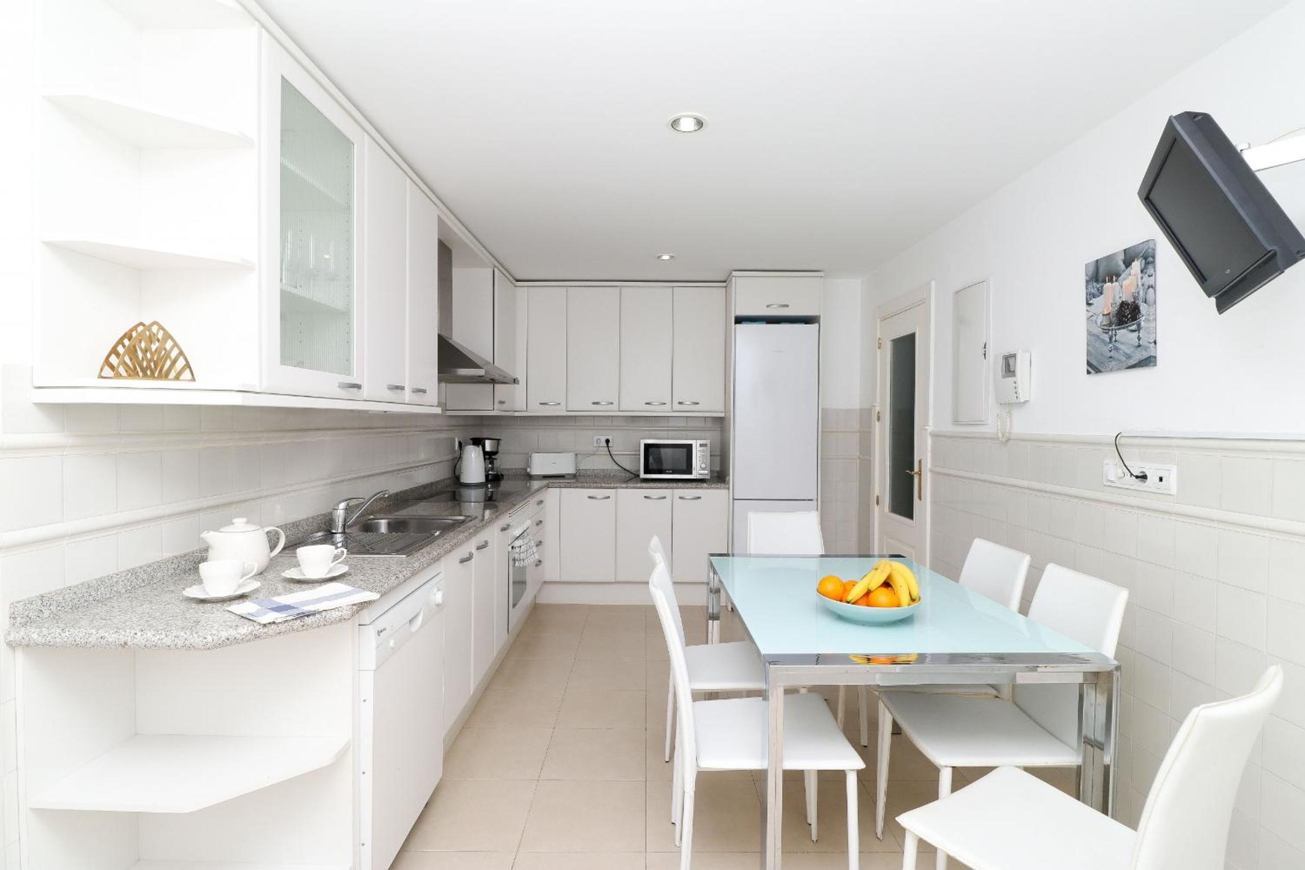 San Pedro de Alcantara beachside apartment