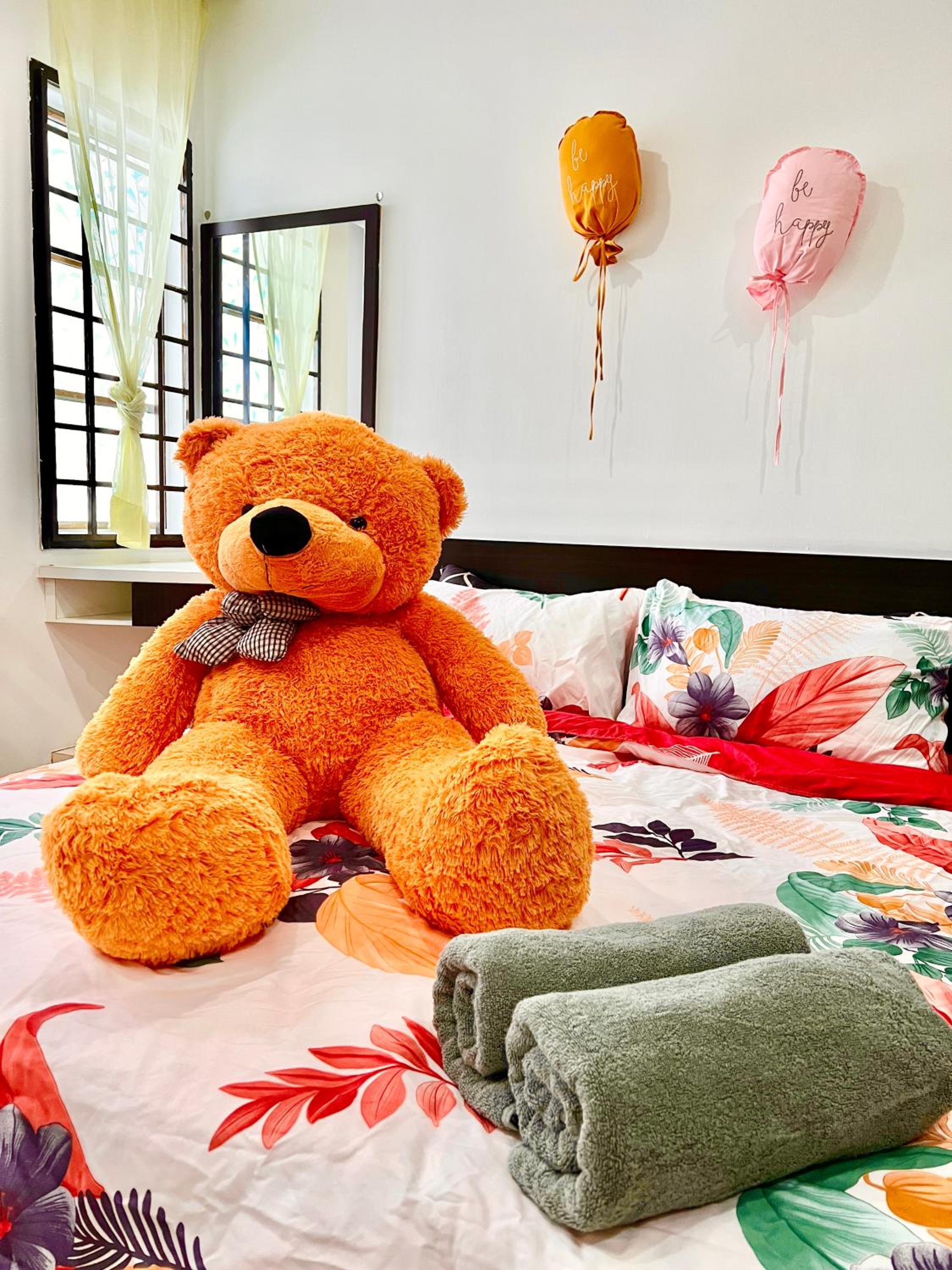 Teddy House with Kids Corner at Bukit Indah Near Legoland and EcoBotanic