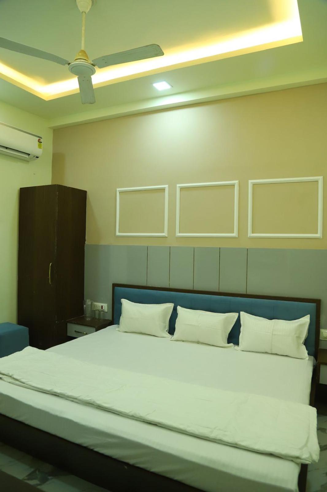 hotel shivmatra
