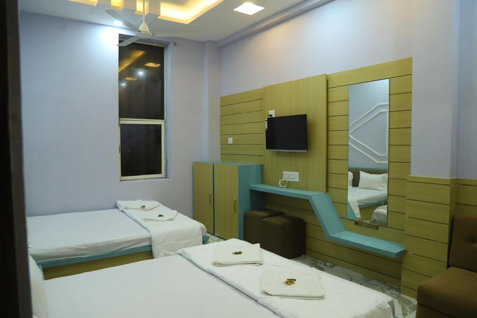 hotel shivmatra