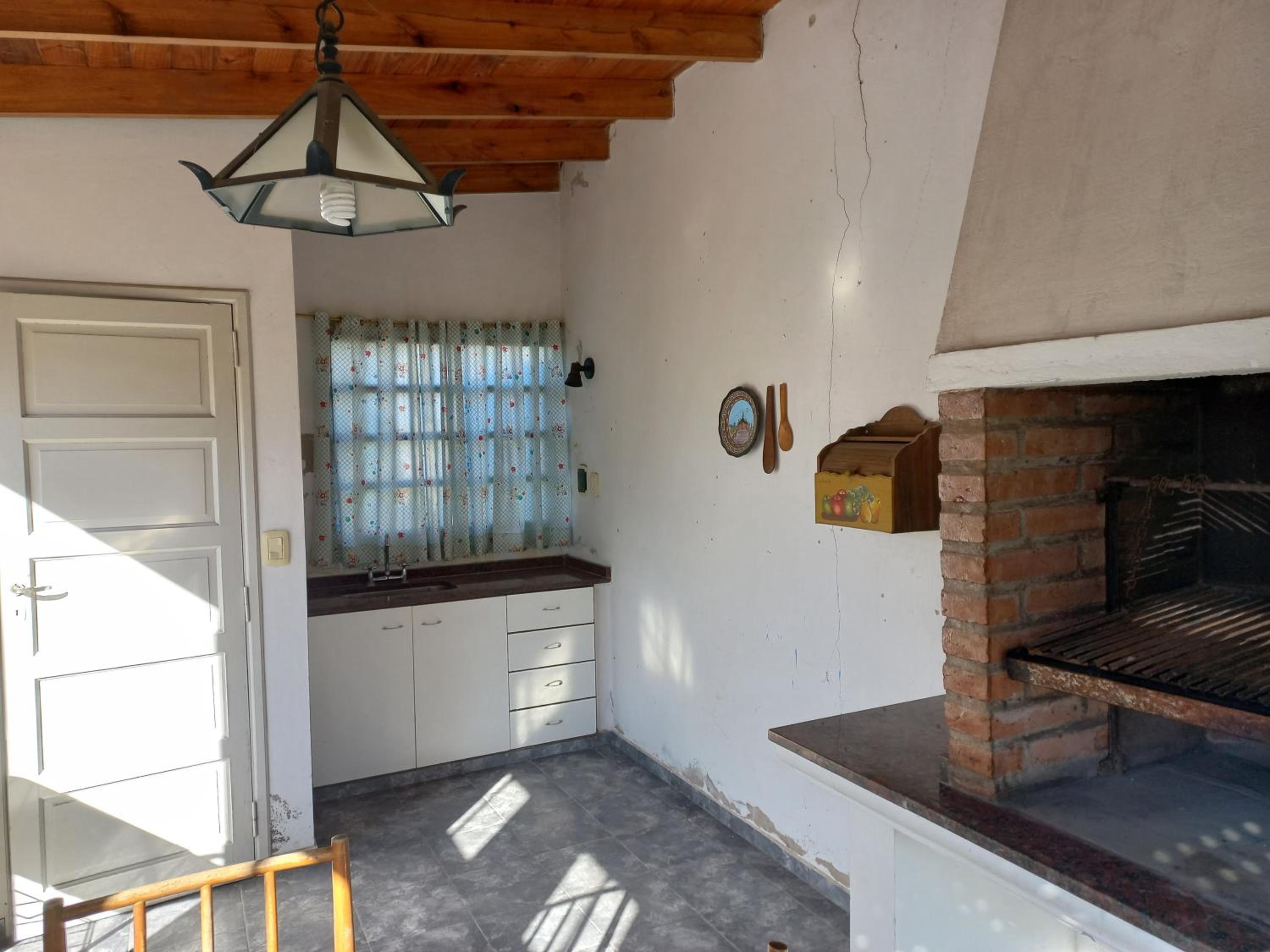 Casa amarilla