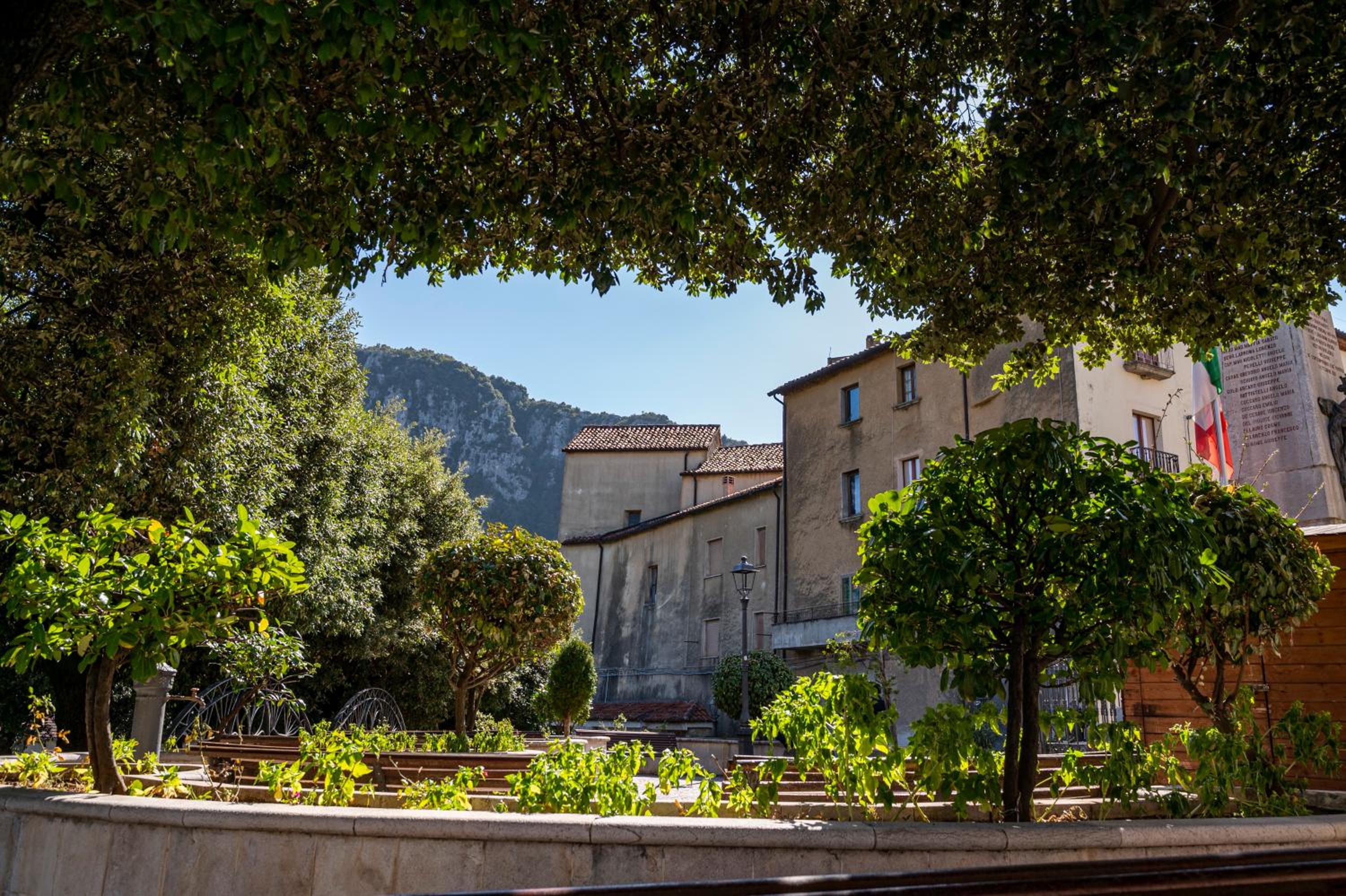 PIAZZA LAURINO Apartments