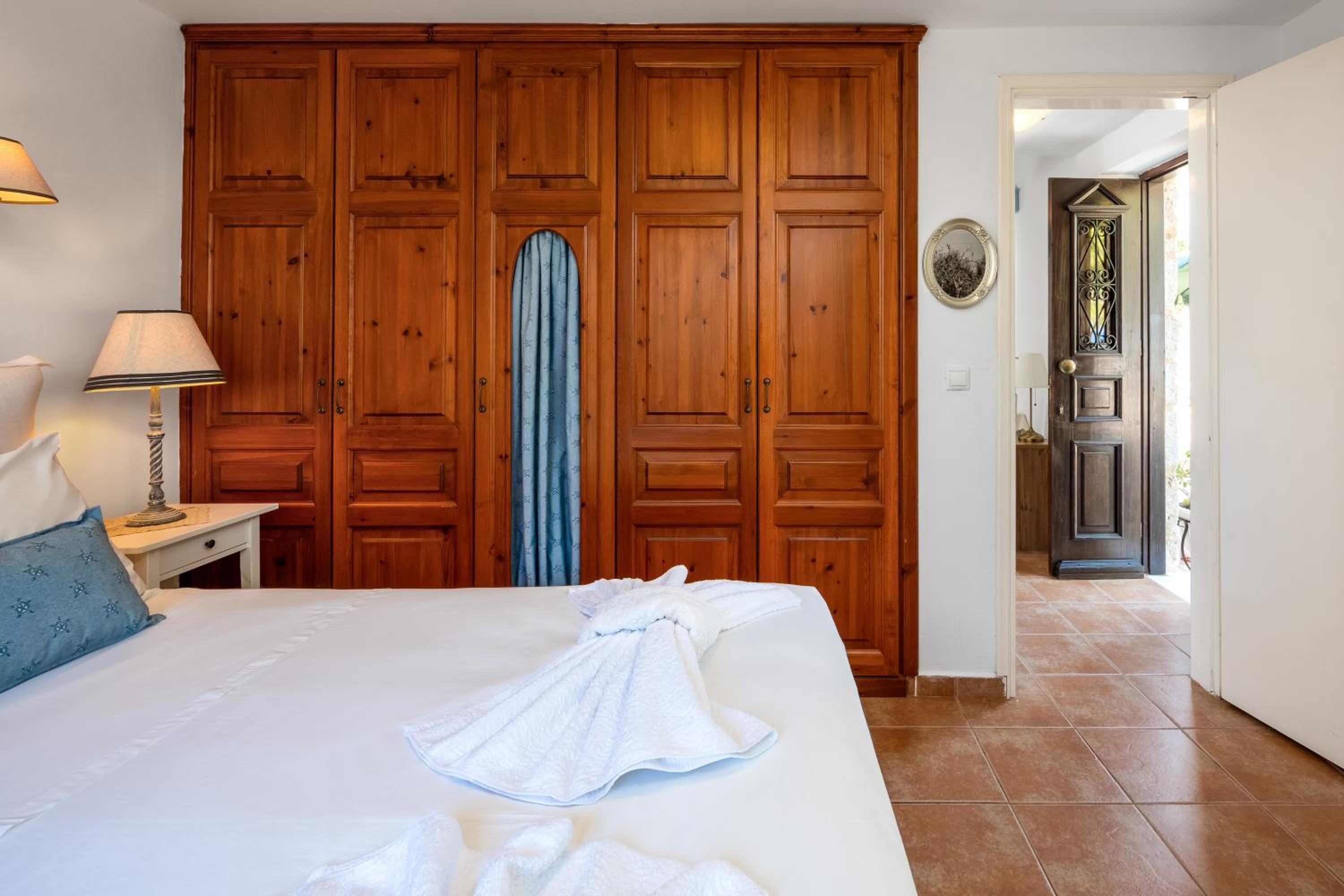 Villa Ftenagia