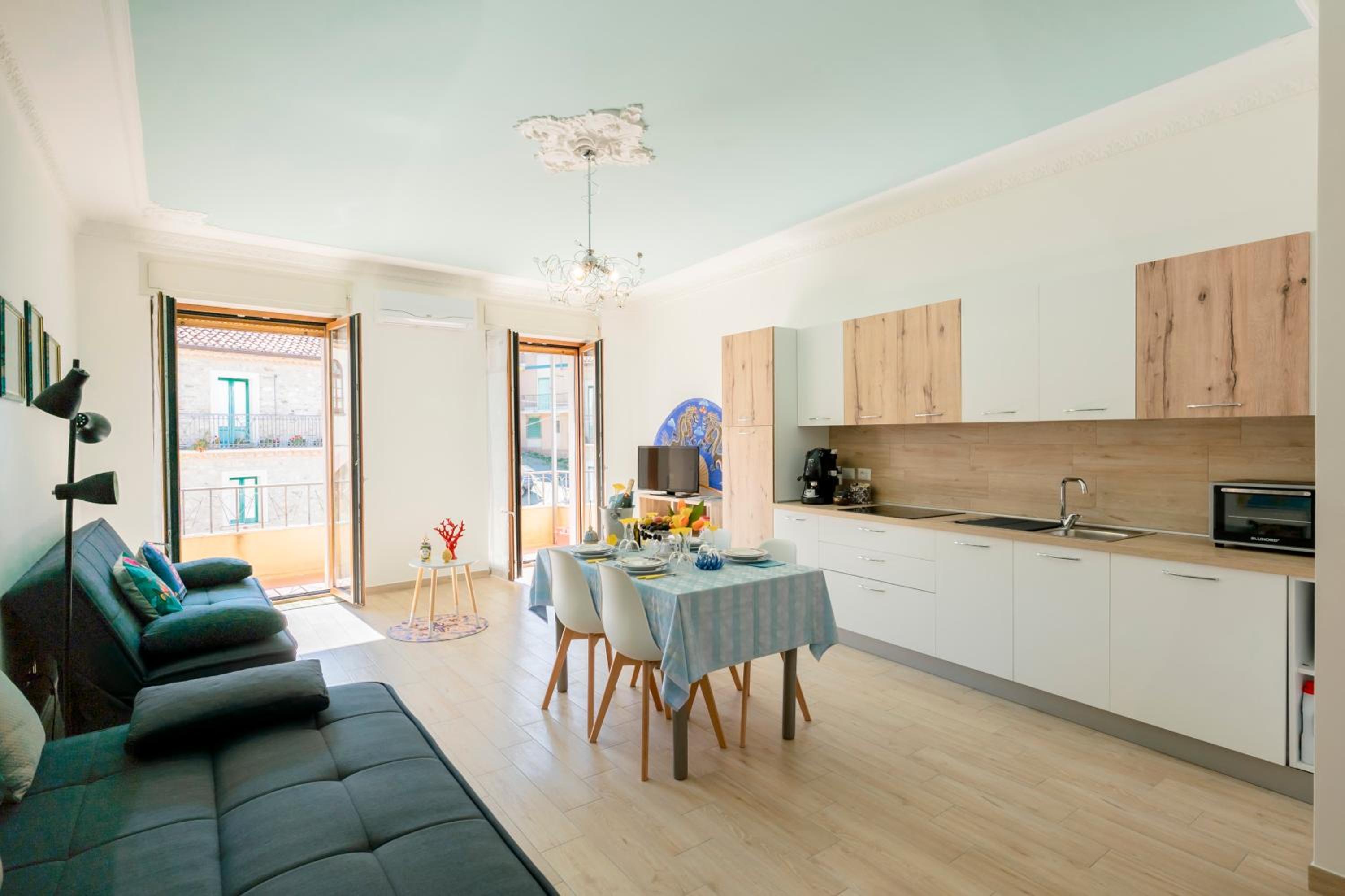 PIAZZA LAURINO Apartments