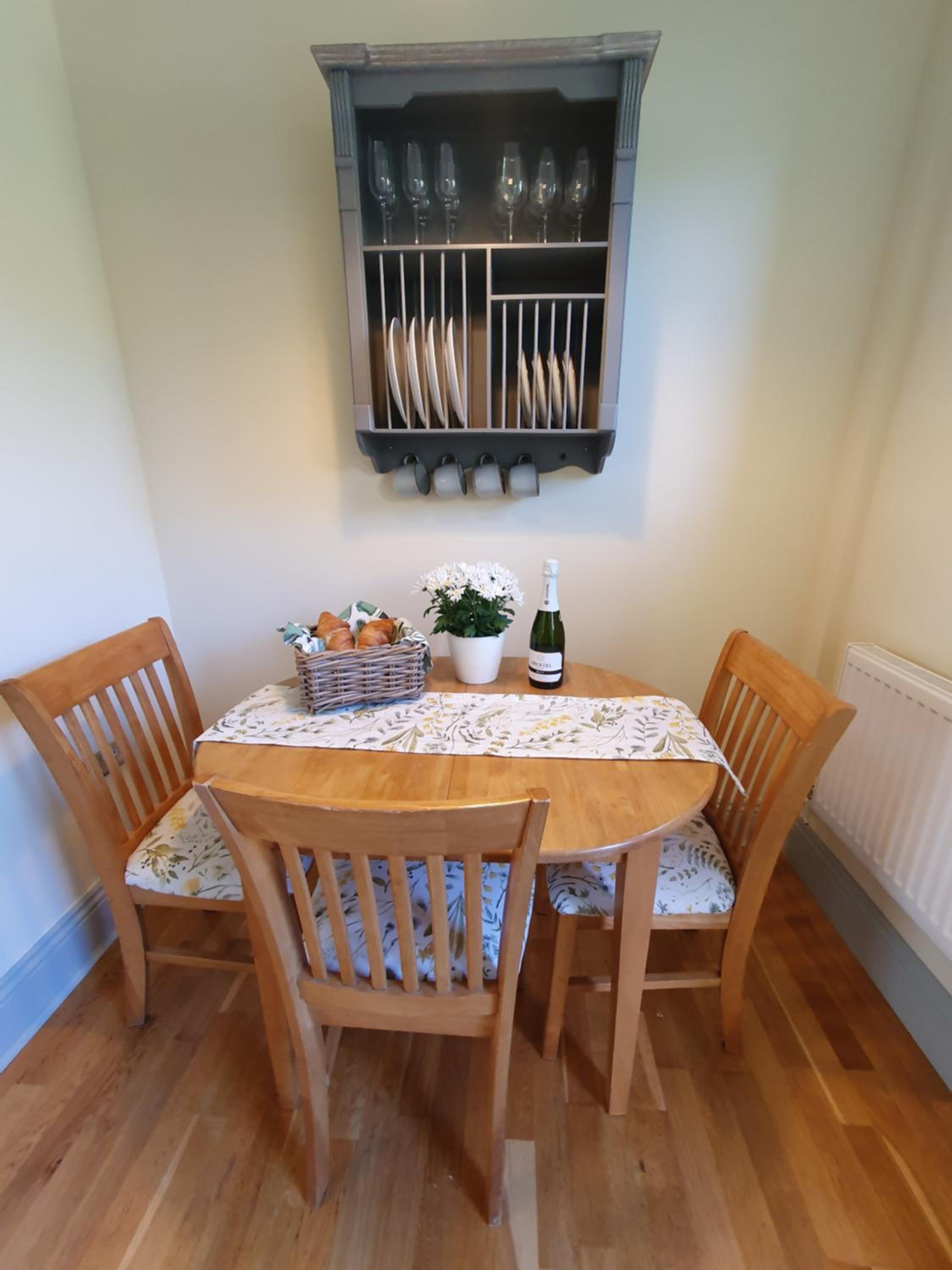 Cosy 2 bed cottage in Stamford view 4