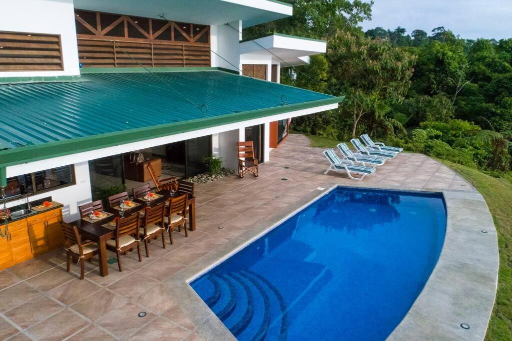 Villa Cascadas