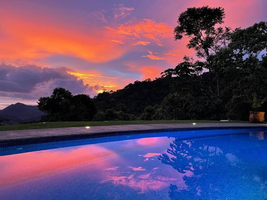 Villa Cascadas