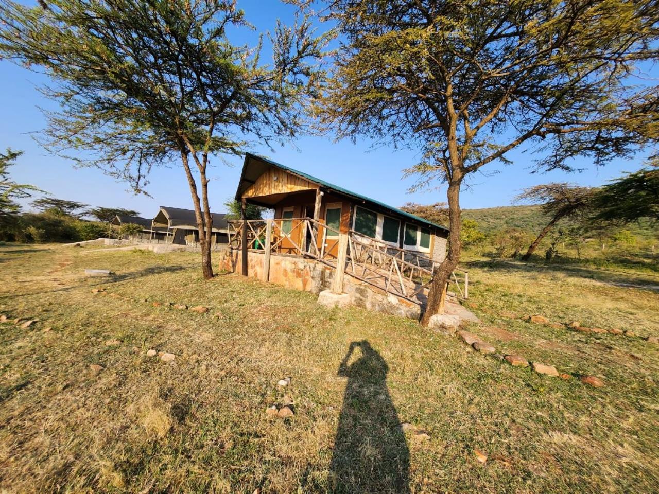 Elephant trails camp