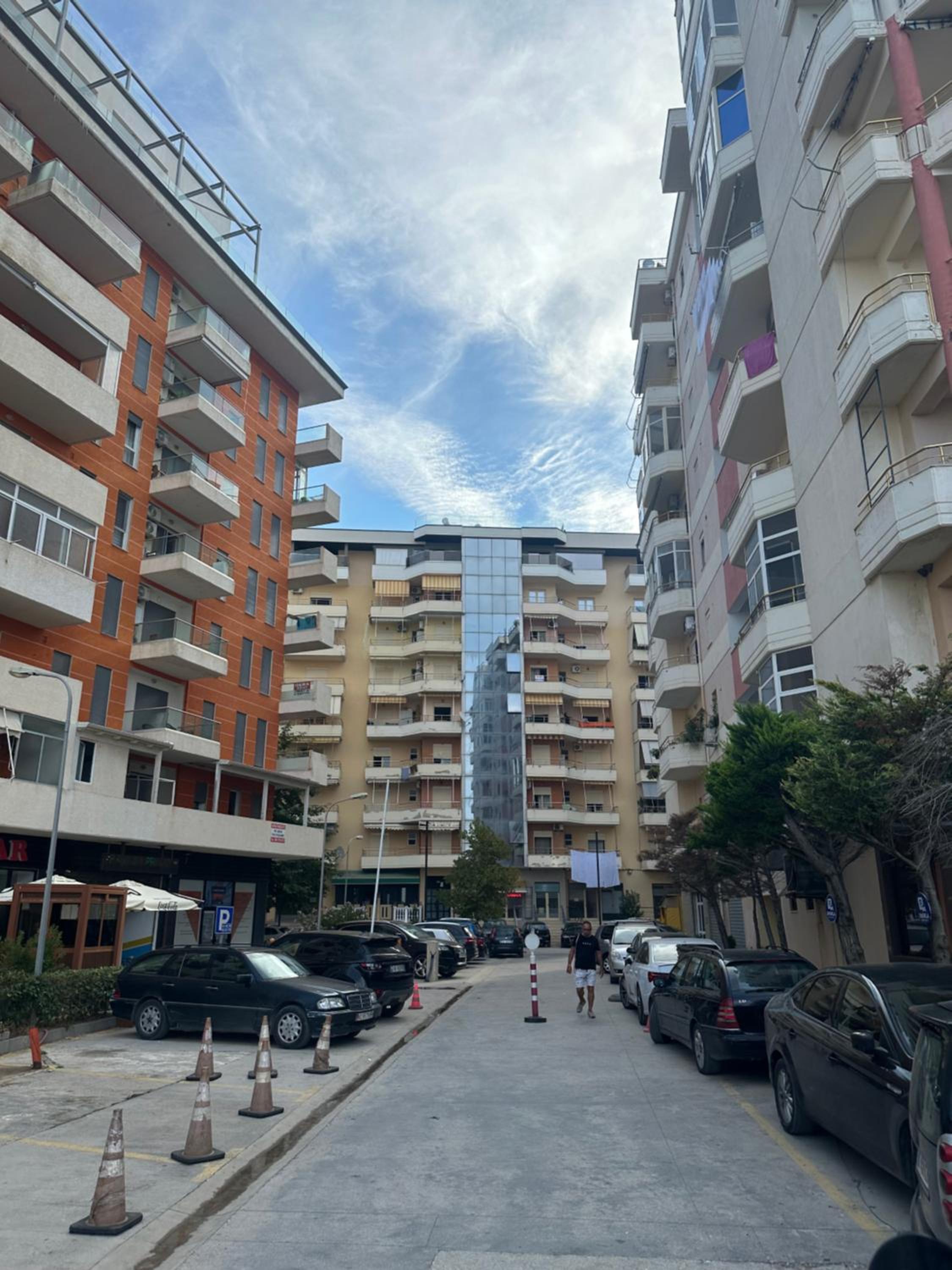 Enzo Apartments