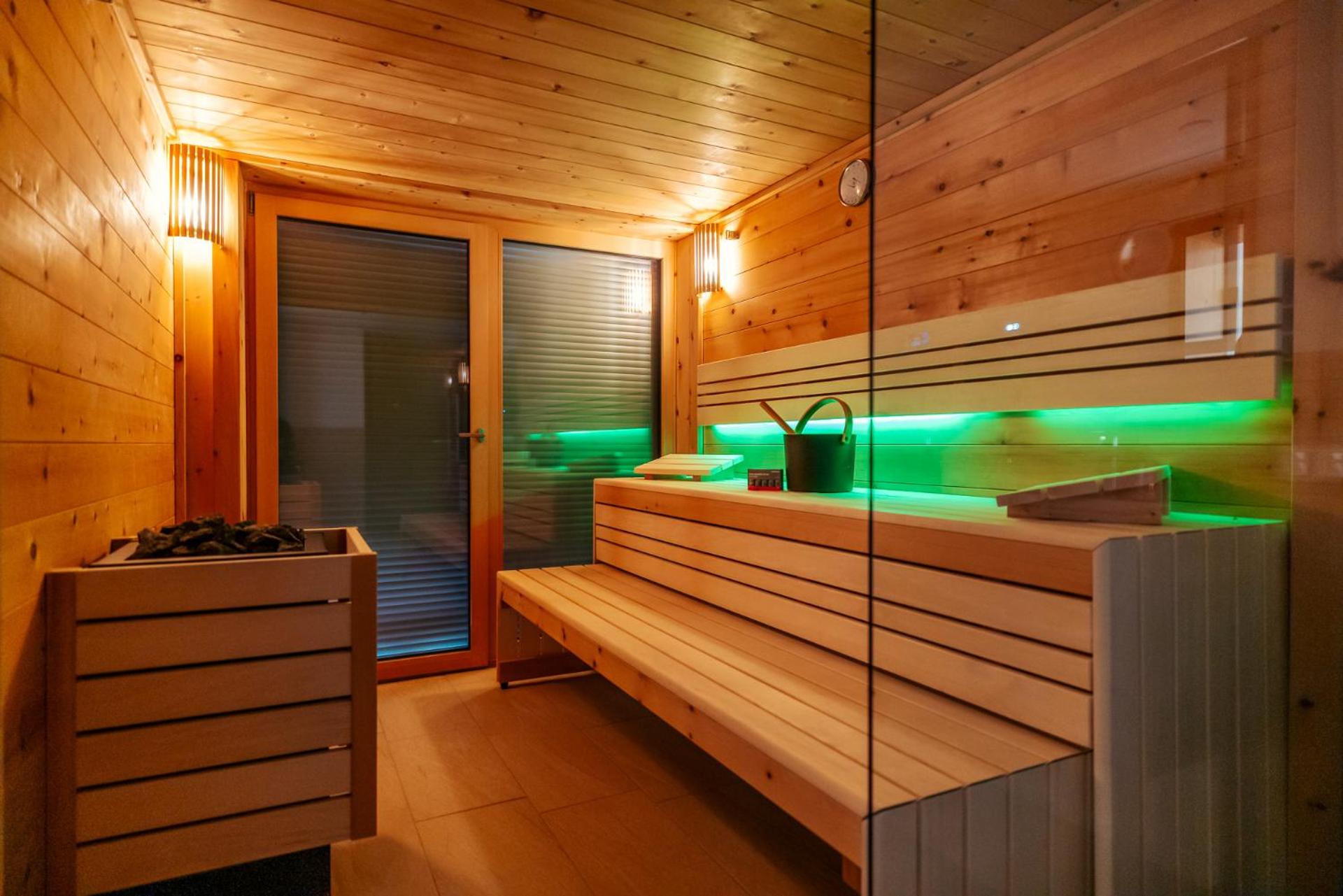 ALMCHALET Smaragd