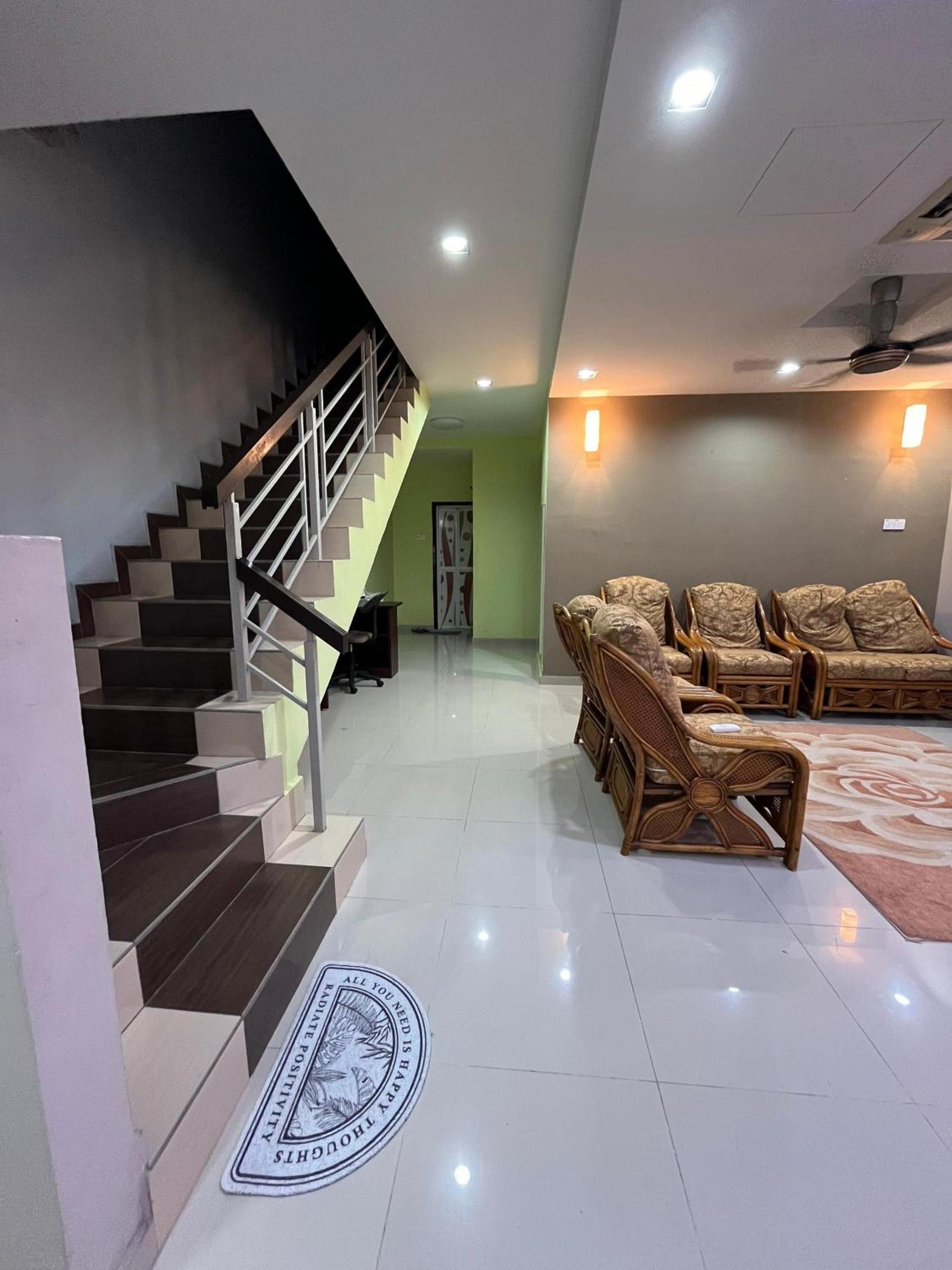 Saramega Homestay