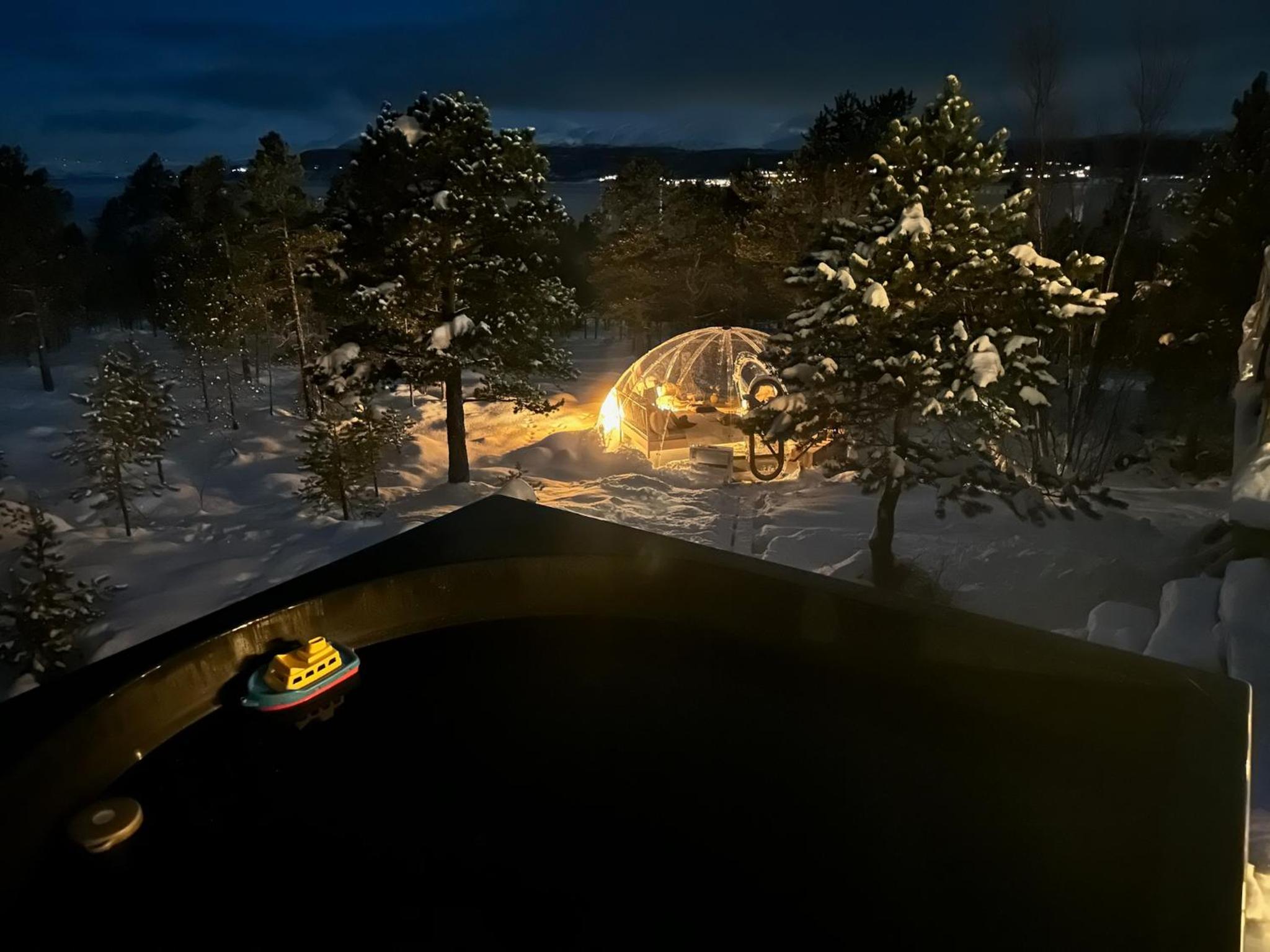 Hytta og Iglo unik opplevelse view 4