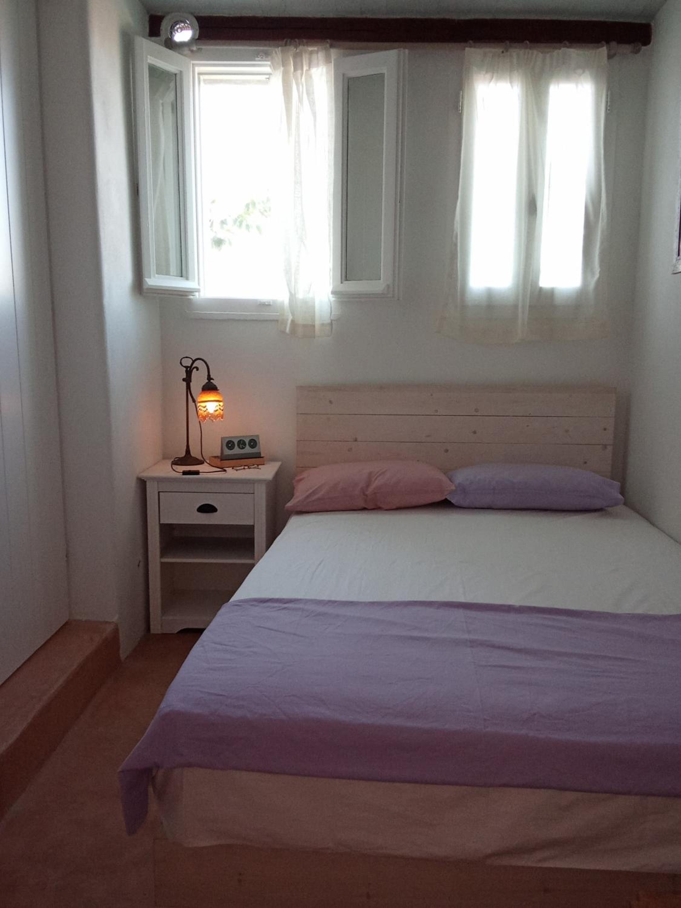 Elva House