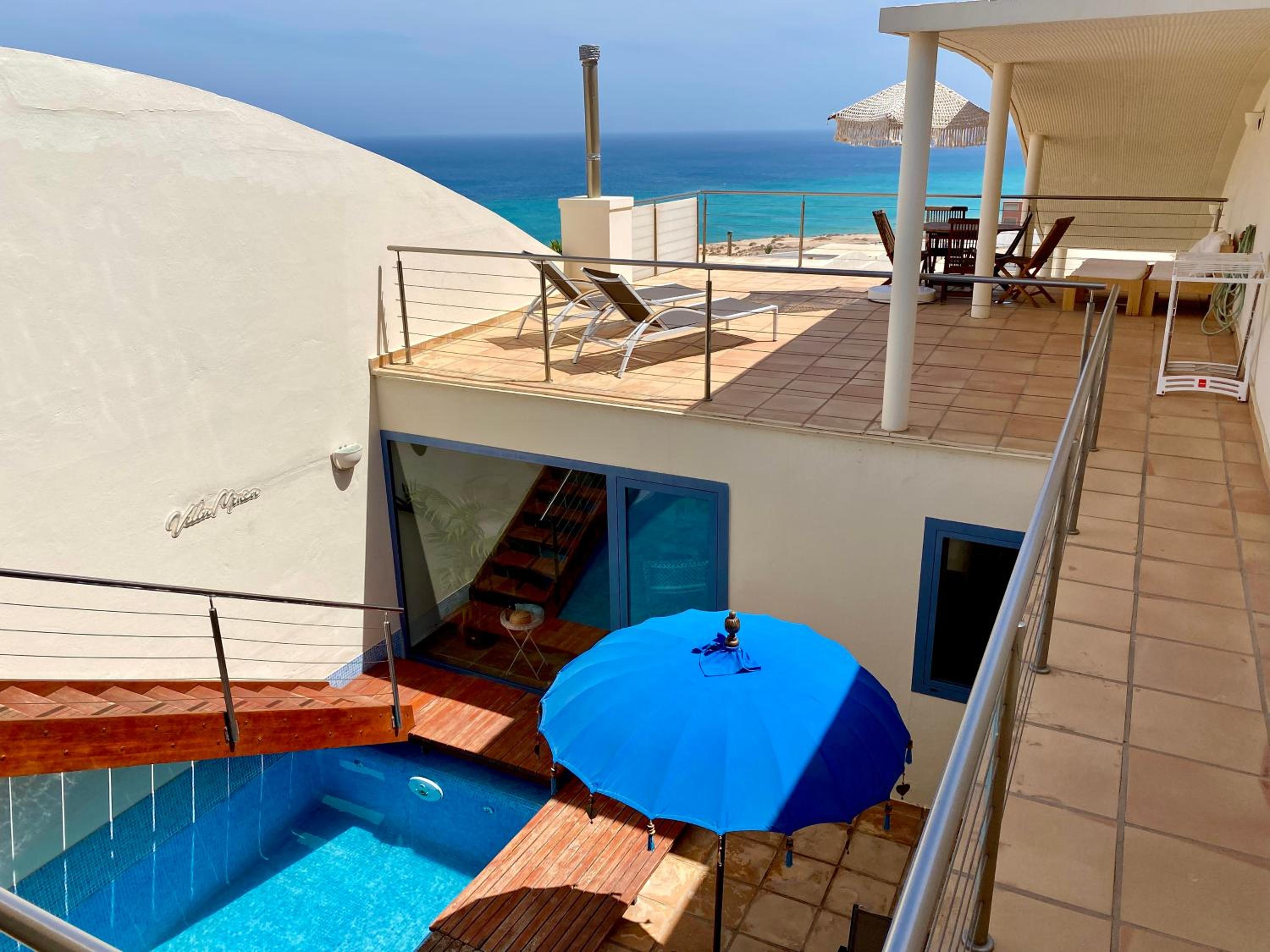 Hotel Villa Minea. Jacuzzi Piscina Privada. Vistas Al Mar. Wifi