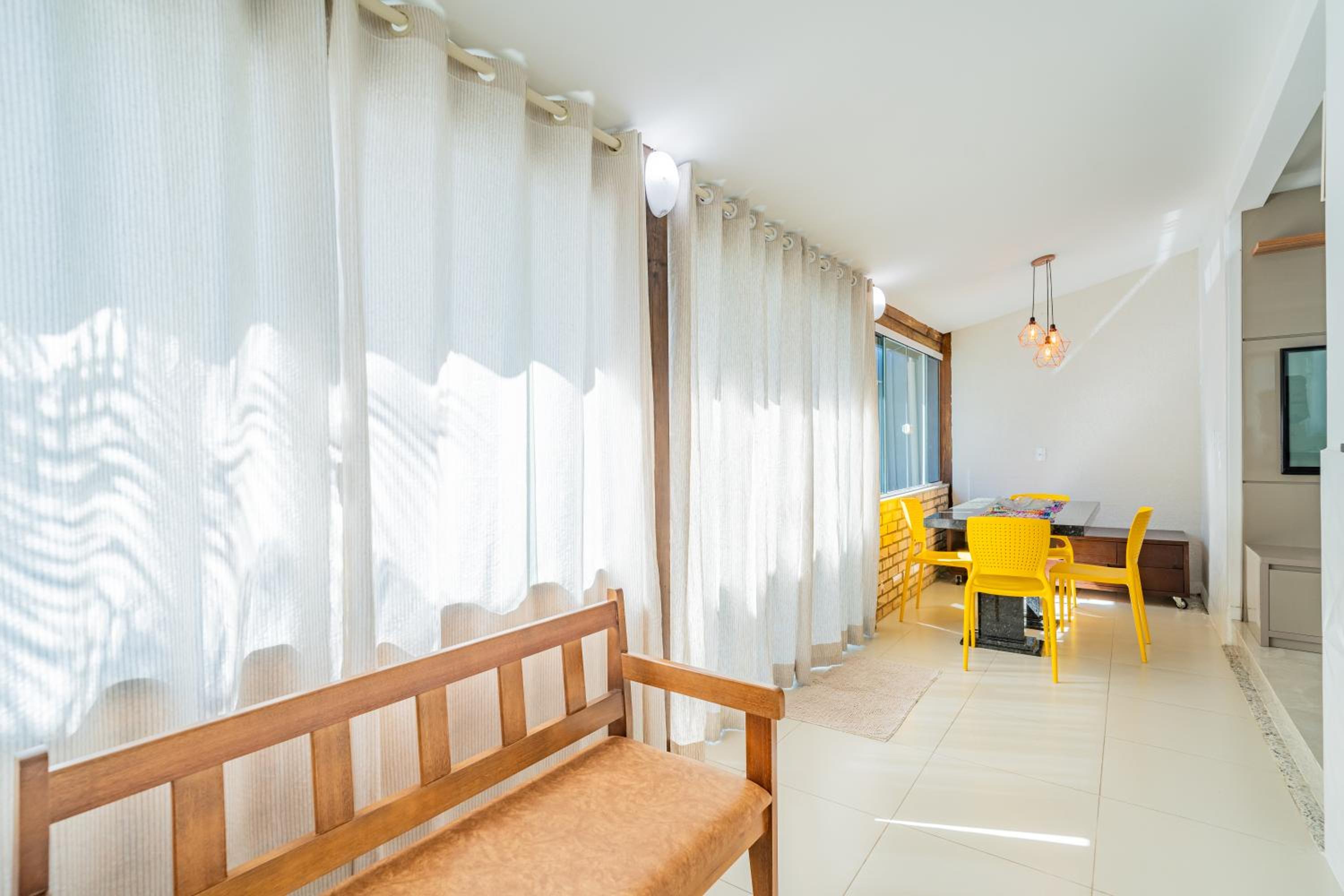 Residencial com Piscina e Jacuzzi com vista para a Natureza