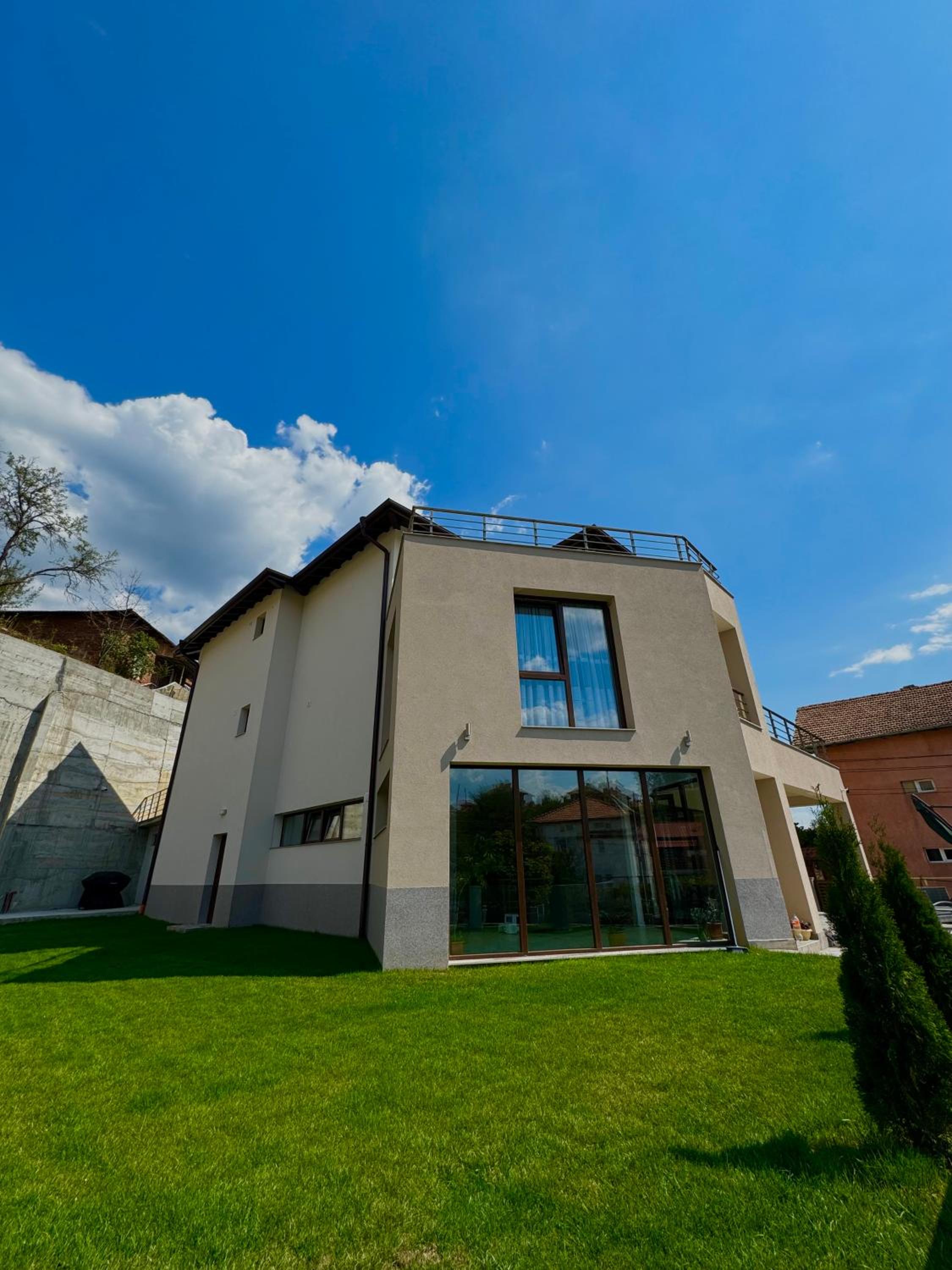 The Hillside Villa