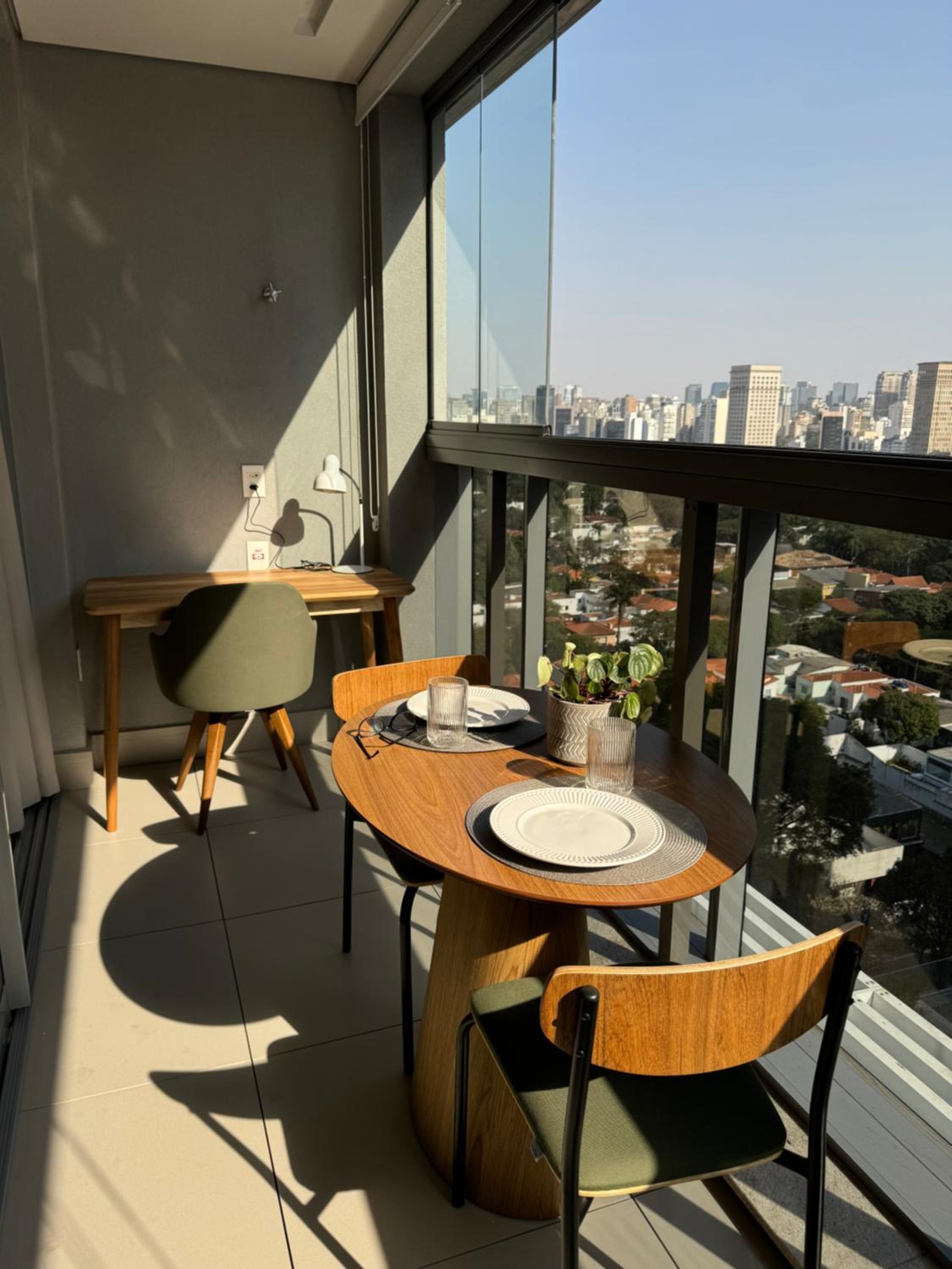 Hotel WIDE INCRÍVEL APTO 1 DORMITÓRIO, sala, vaga, piscina e academia em PINHEIROS - Image 1